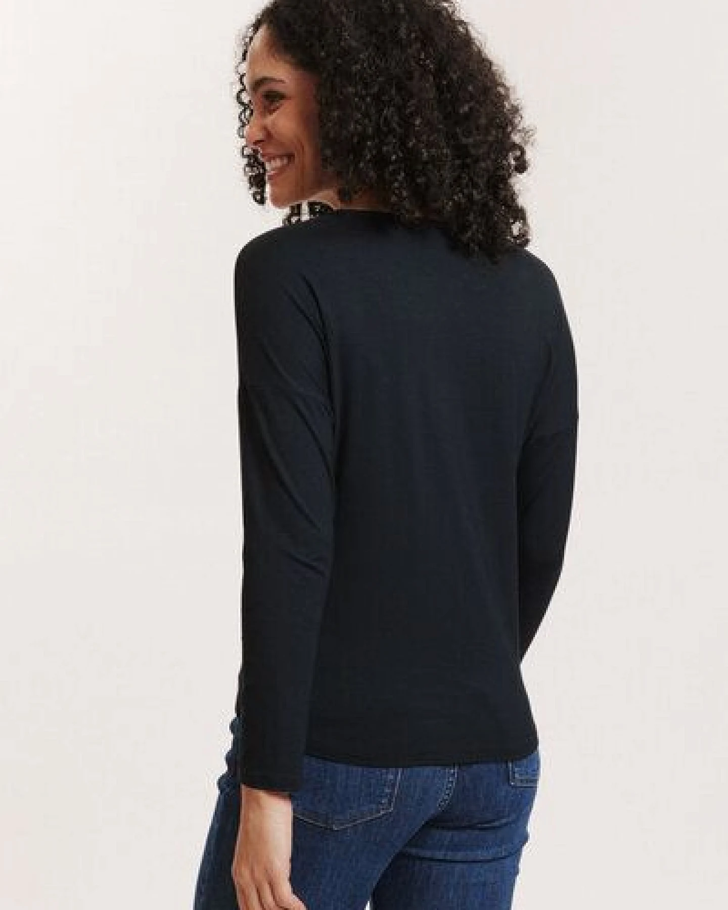 TRANQUILLO Basic-Shirt Felicee aus EcoVero Viskose – Ansicht 2