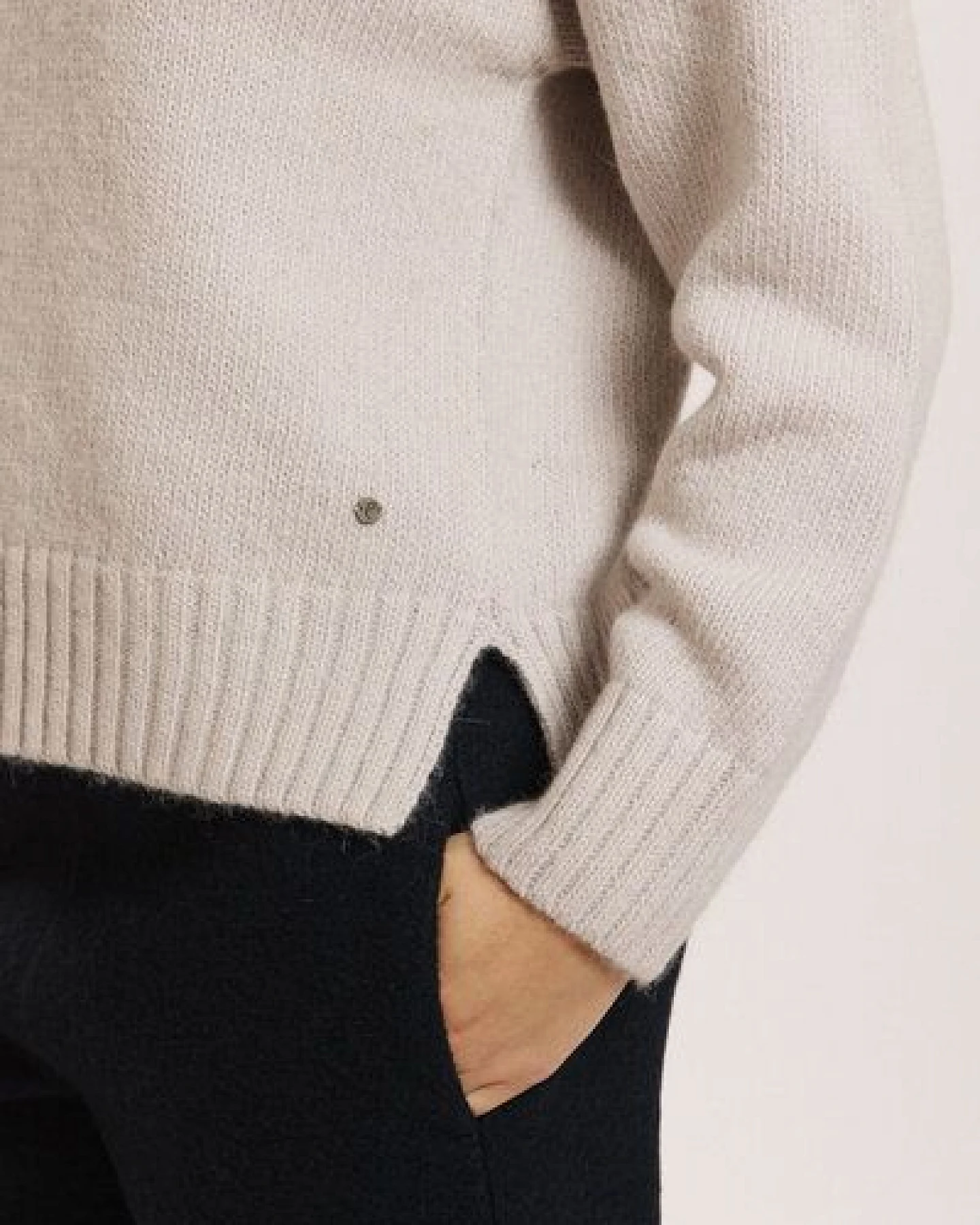 TRANQUILLO Sweater Adelee aus Alpaka & GOTS-Bio-Baumwolle – Ansicht 4