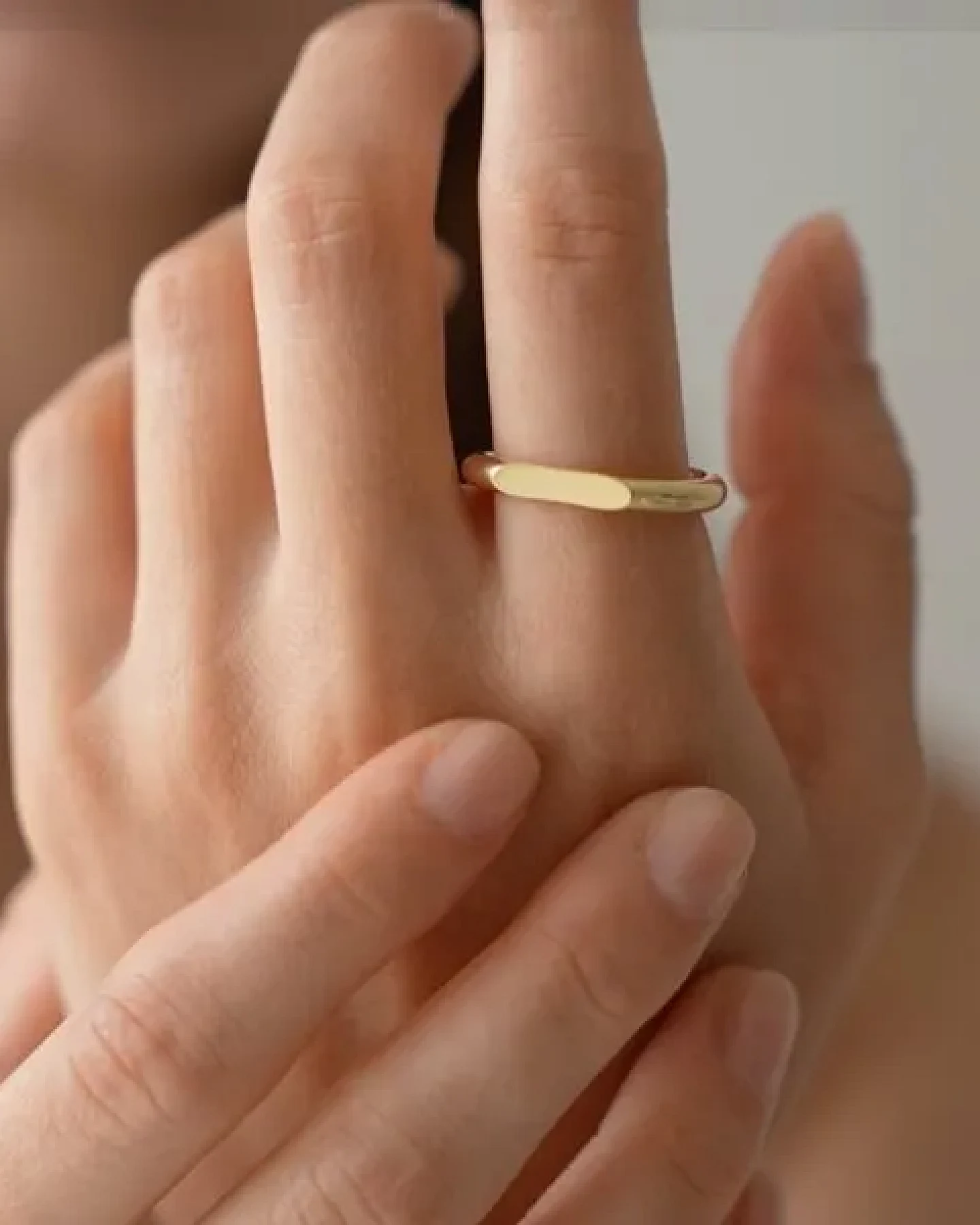 BELLYBIRD Jewellery Ring DUO mit 2 abgeflachten Seiten, Silber 925, vergoldet – Ansicht 2
