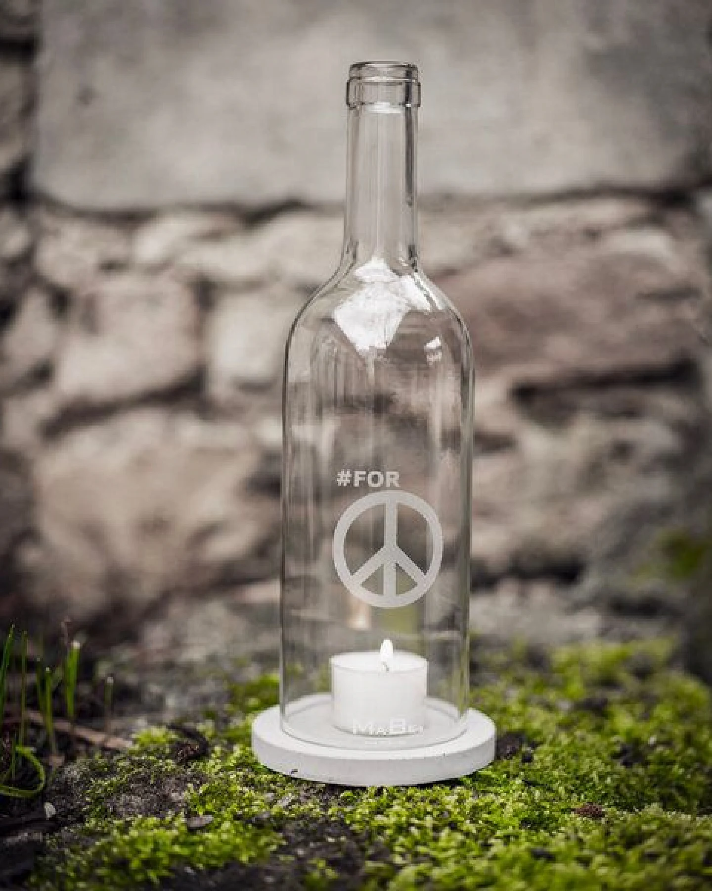 MaBe WINDLICHT #FOR PEACE mit Betonuntersetzer – Ansicht 2