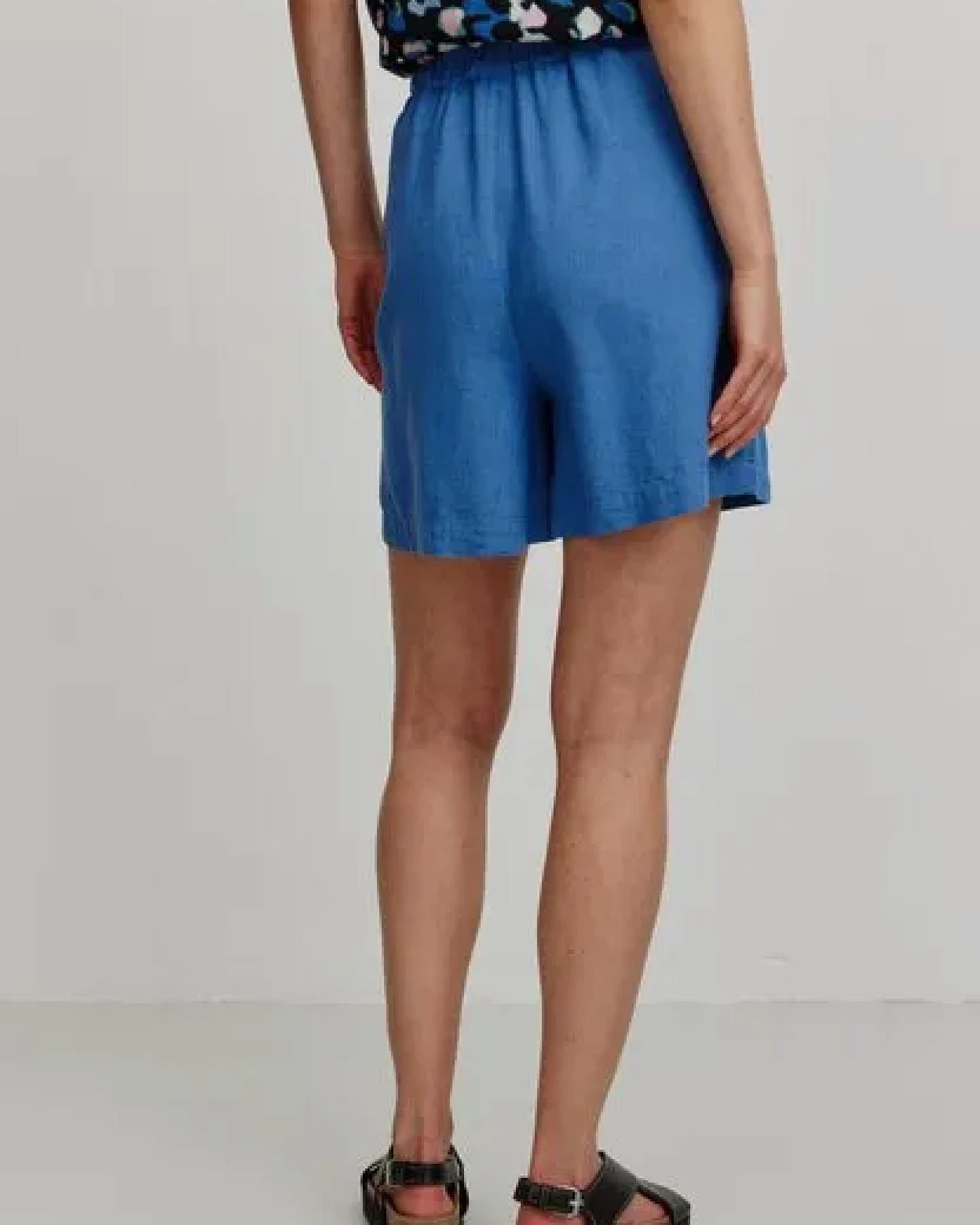 Damen Shorts aus Leinen und LENZING ECOVERO Viskose Mix - FIR - recolution – Ansicht 4