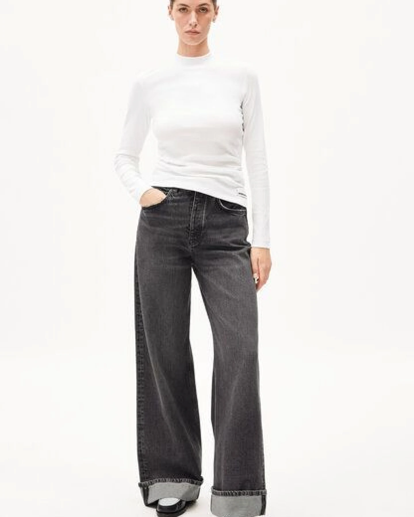 ARMEDANGELS FATIMAARA Damen Ripp-Longsleeve Slim Fit aus Bio-Baumwoll Mix – Ansicht 4