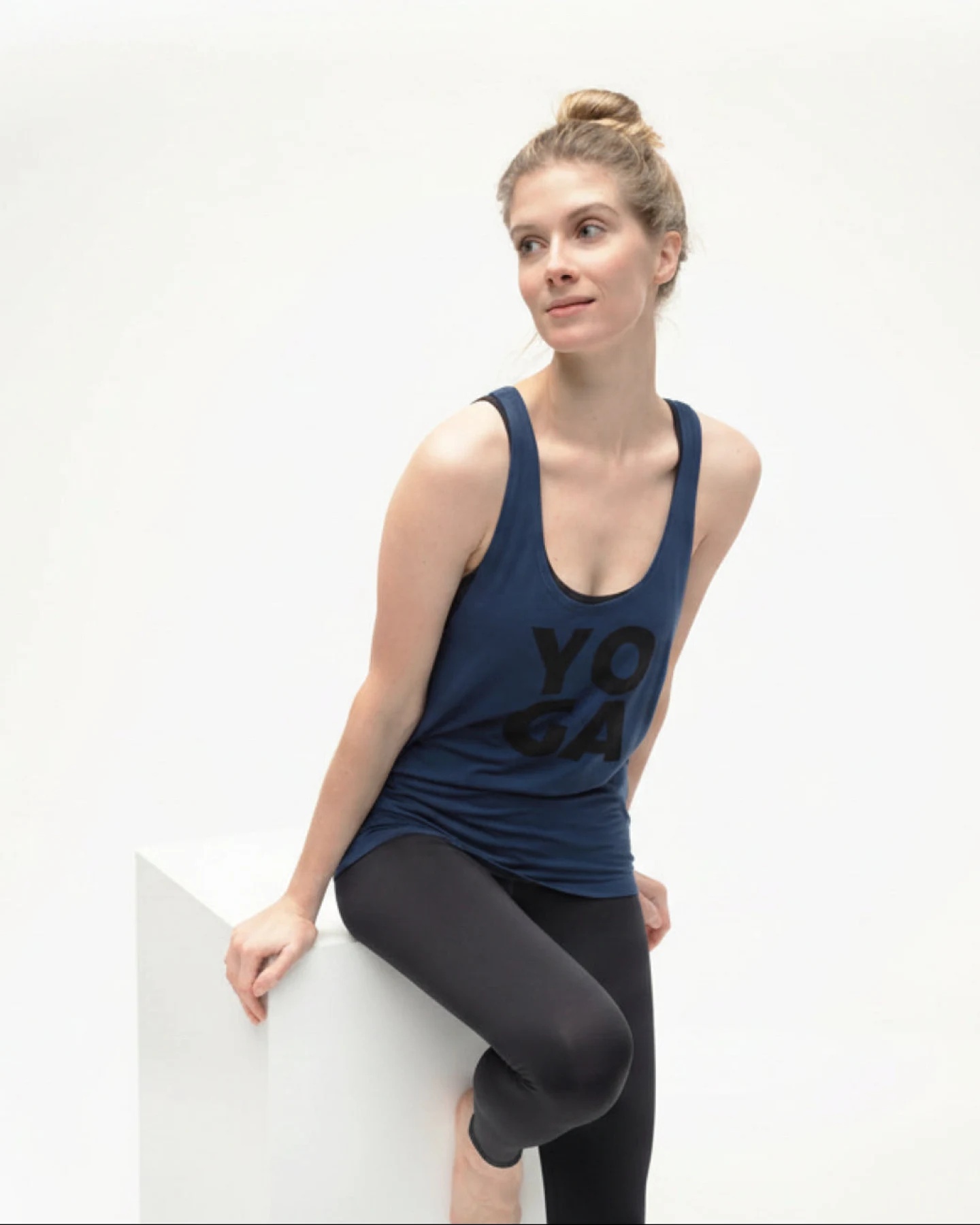 Kismet Yoga Tank Aja - Blue L – Ansicht 4