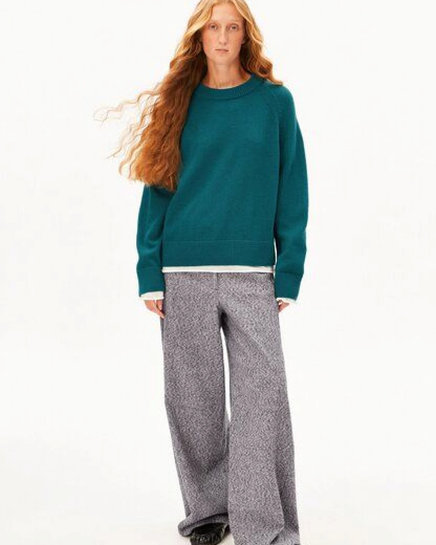 ARMEDANGELS WOOL KNIT Damen Strickpullover aus recycelter Wolle mit Bio-Wolle – Ansicht 4