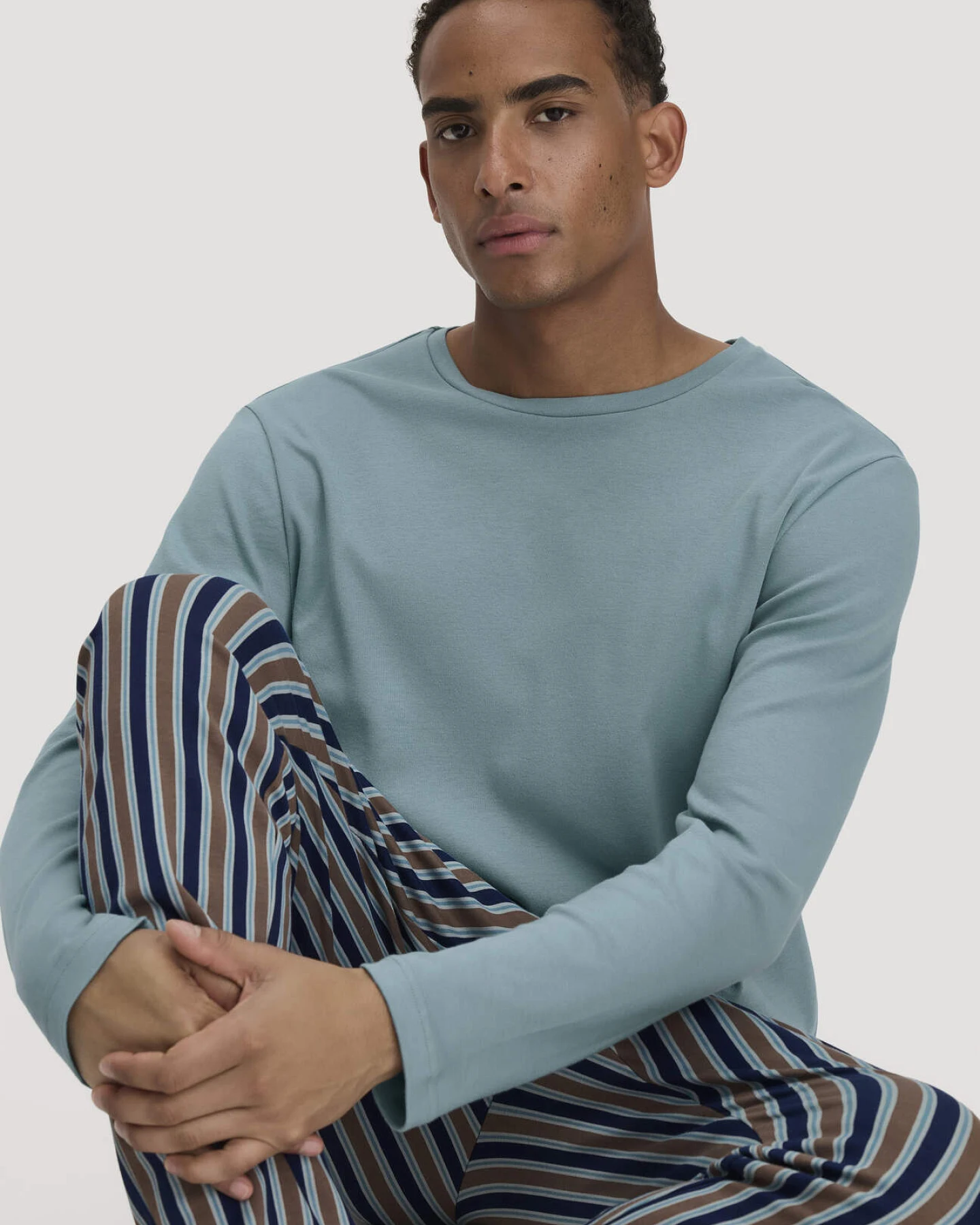 hessnatur Herren Schlafshirt PURE COTTON aus Bio-Baumwolle - blau - Größe XXL – Ansicht 2