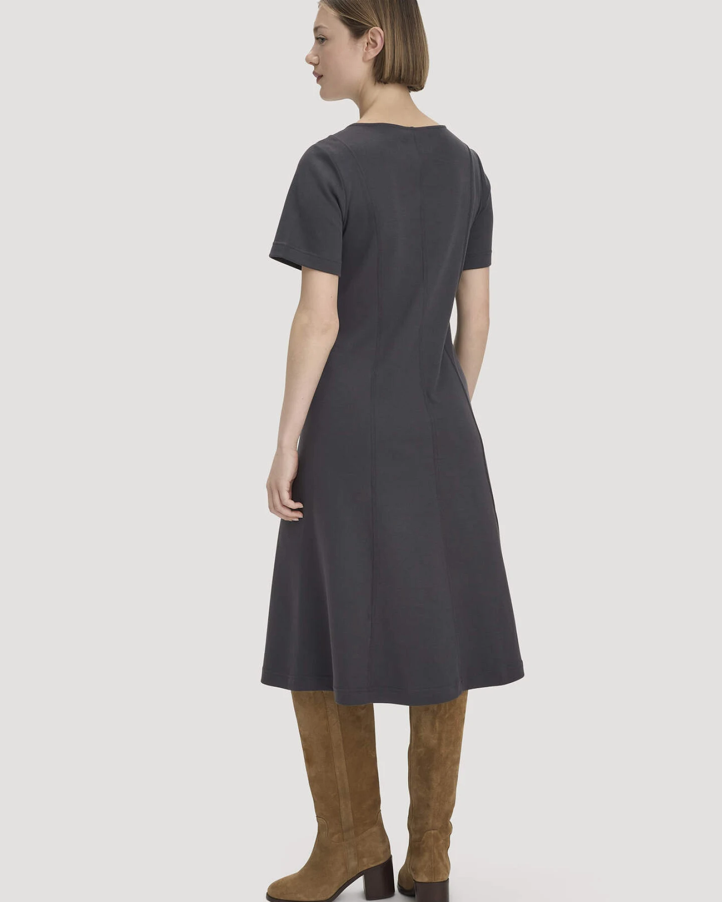 hessnatur Damen Jersey Kleid Kniebedeckend Slim aus Bio-Baumwolle - grau - Größe 34 – Ansicht 2