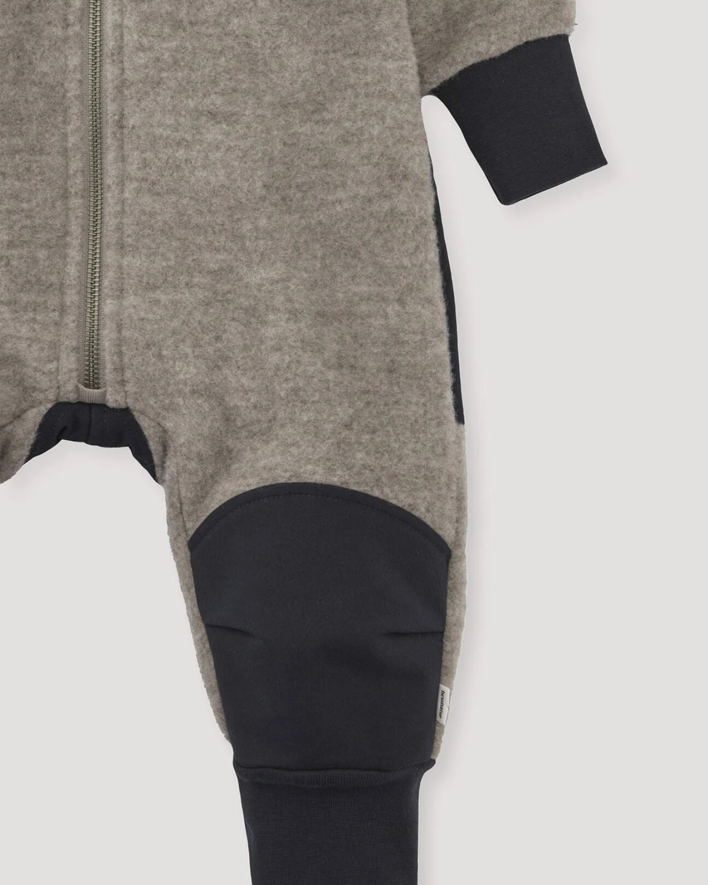 hessnatur Baby Wollfleece Overall aus Bio-Merinowolle mit Softshell - grau - Größe 98/104 – Ansicht 3