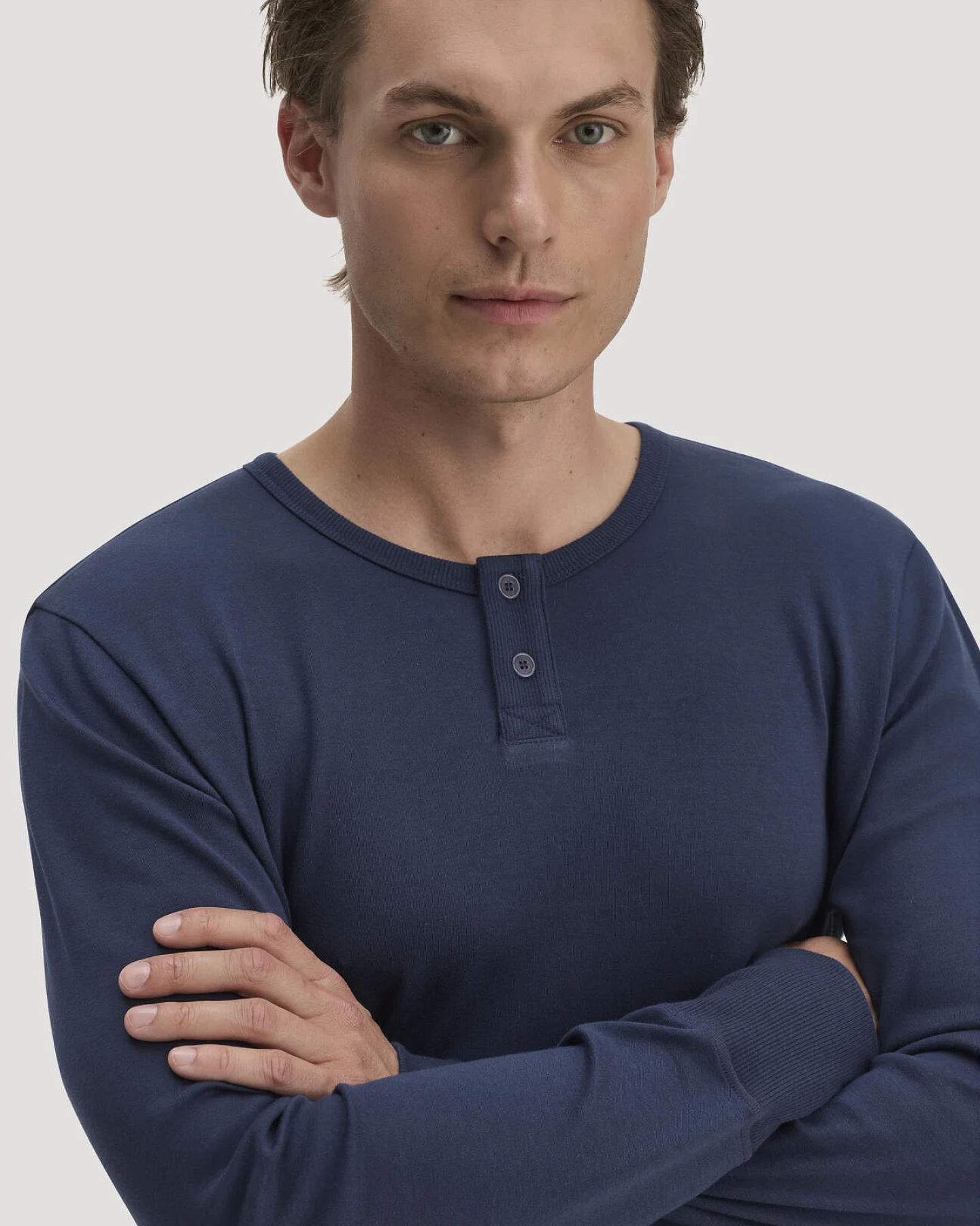 hessnatur Herren Nachthemd PURE NATURE aus Bio-Baumwolle - blau - Größe 46 – Ansicht 2