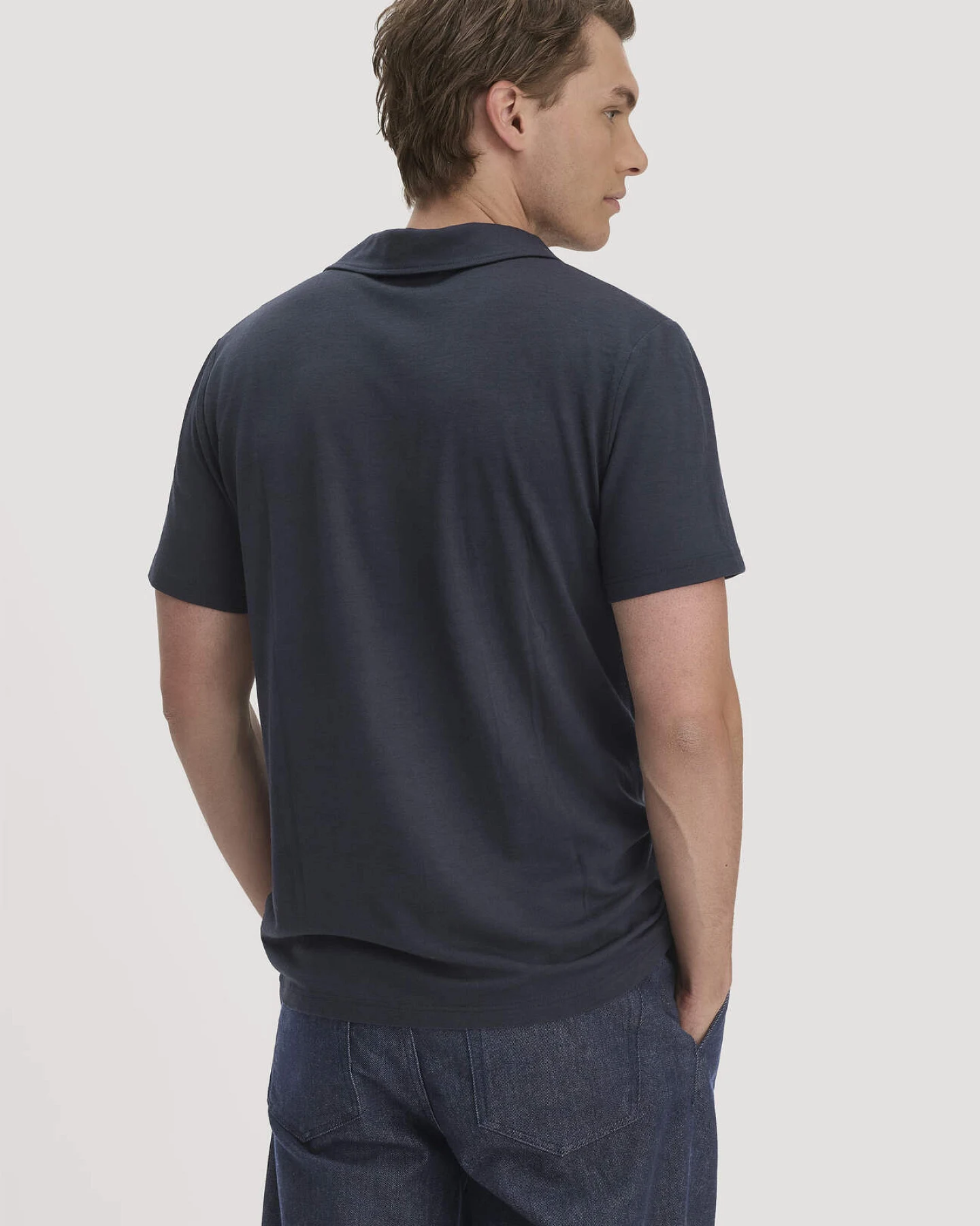 hessnatur Herren Wollshirt Polo Regular aus Bio-Merinowolle - blau - Größe 54 – Ansicht 3