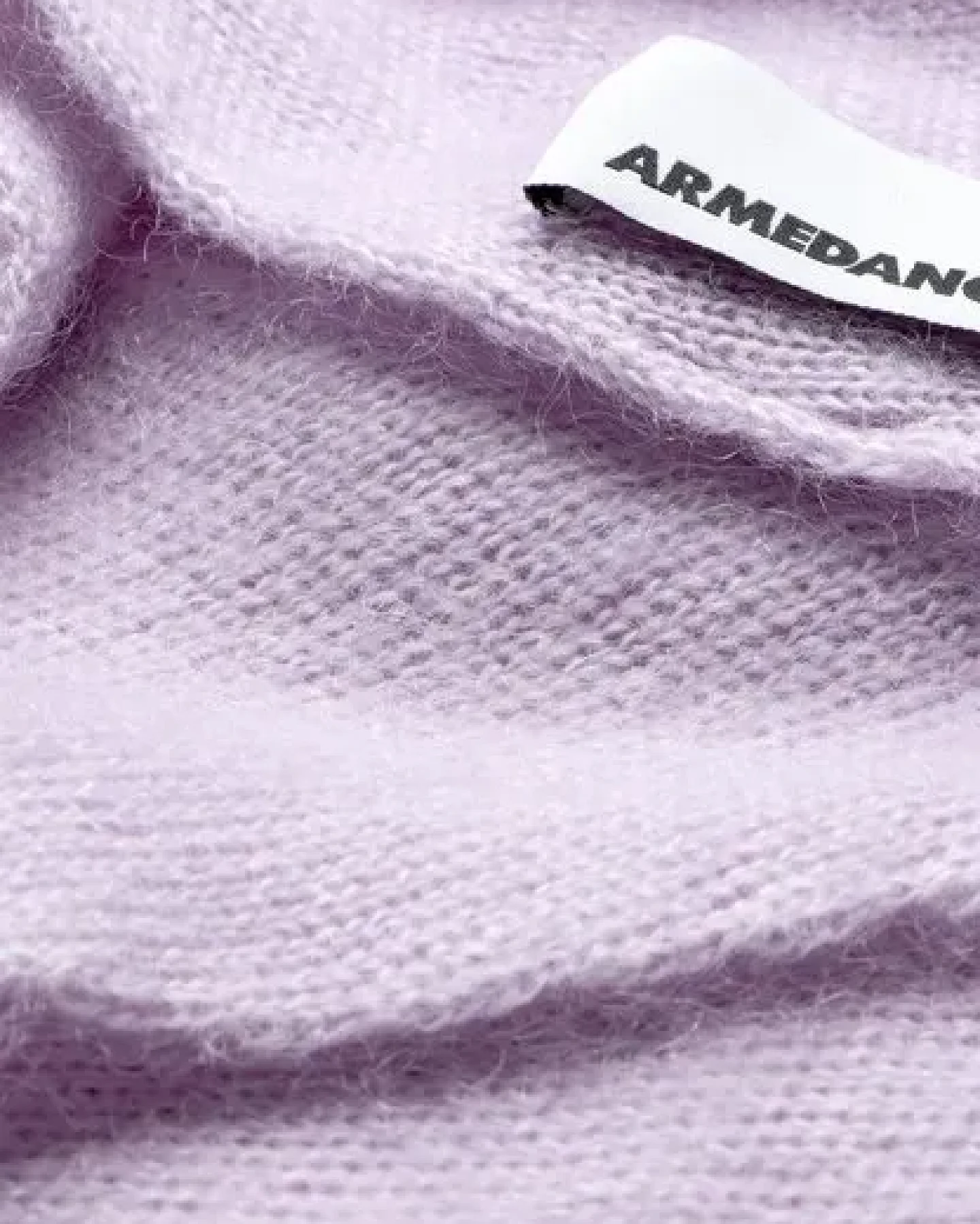 ARMEDANGELS SMALL MOHAIR BLEND Unisex Schal aus Mohair-Mix – Ansicht 4