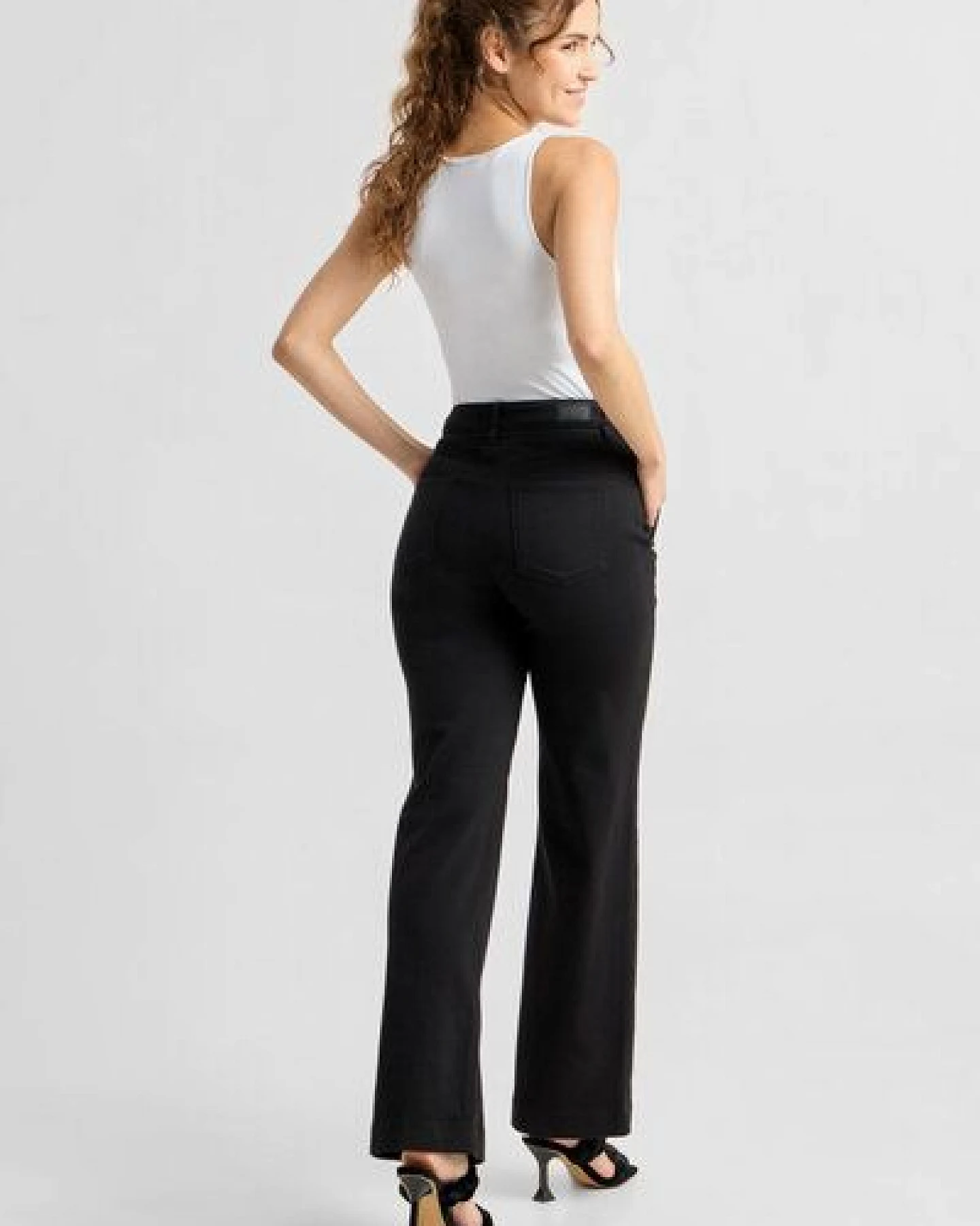 Damen Jeans DEW Flared High Waist French Pocket DAWN Bio-Baumwolle – Ansicht 3