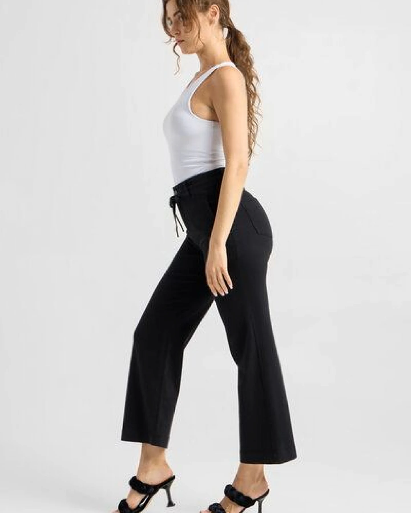 Damen Jeans DEW Flared High Waist French Pocket DAWN Bio-Baumwolle – Ansicht 3