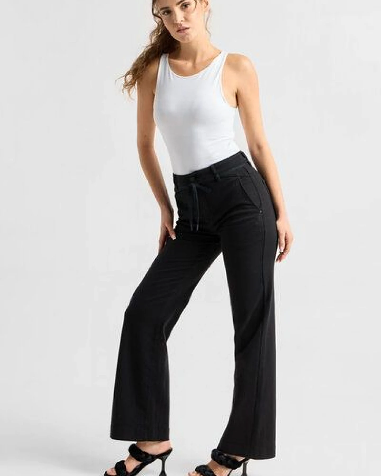 Damen Jeans DEW Flared High Waist French Pocket DAWN Bio-Baumwolle – Ansicht 3