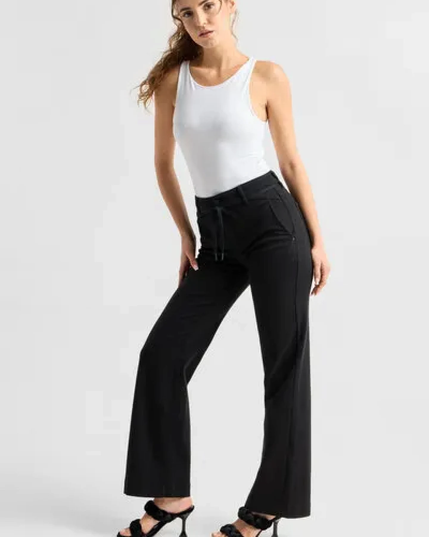Damen Jeans DEW Flared High Waist French Pocket DAWN Bio-Baumwolle – Ansicht 3