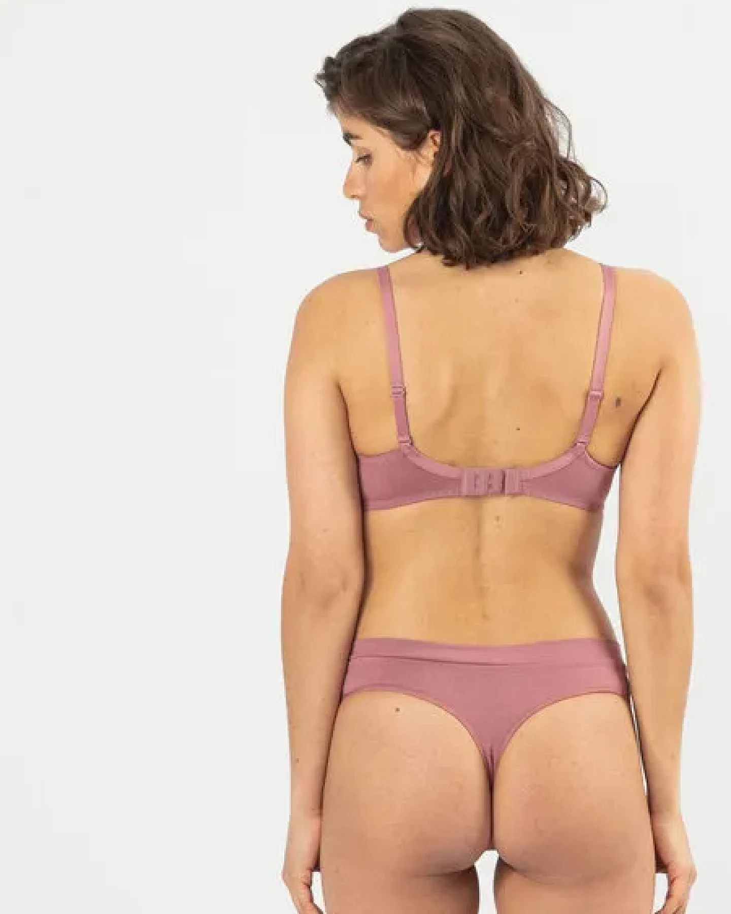 erlich textil Paula bügelloser BH mit Spitze aus Polyamid, made in Europe – Ansicht 3