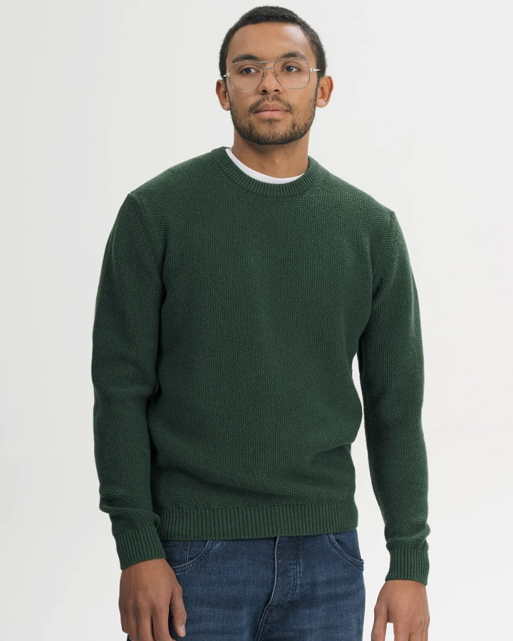 MELA Herren vegan Strickpullover Structured Vareen In Der Farbe Deep Forest Melange