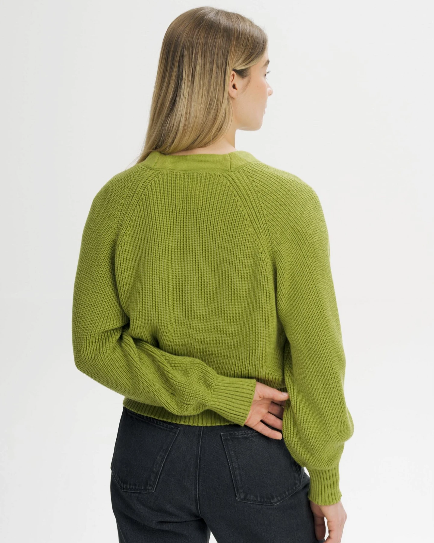 MELA Damen vegan Strickjacke Mit Rippmuster Bhuma Seaweed – Ansicht 2