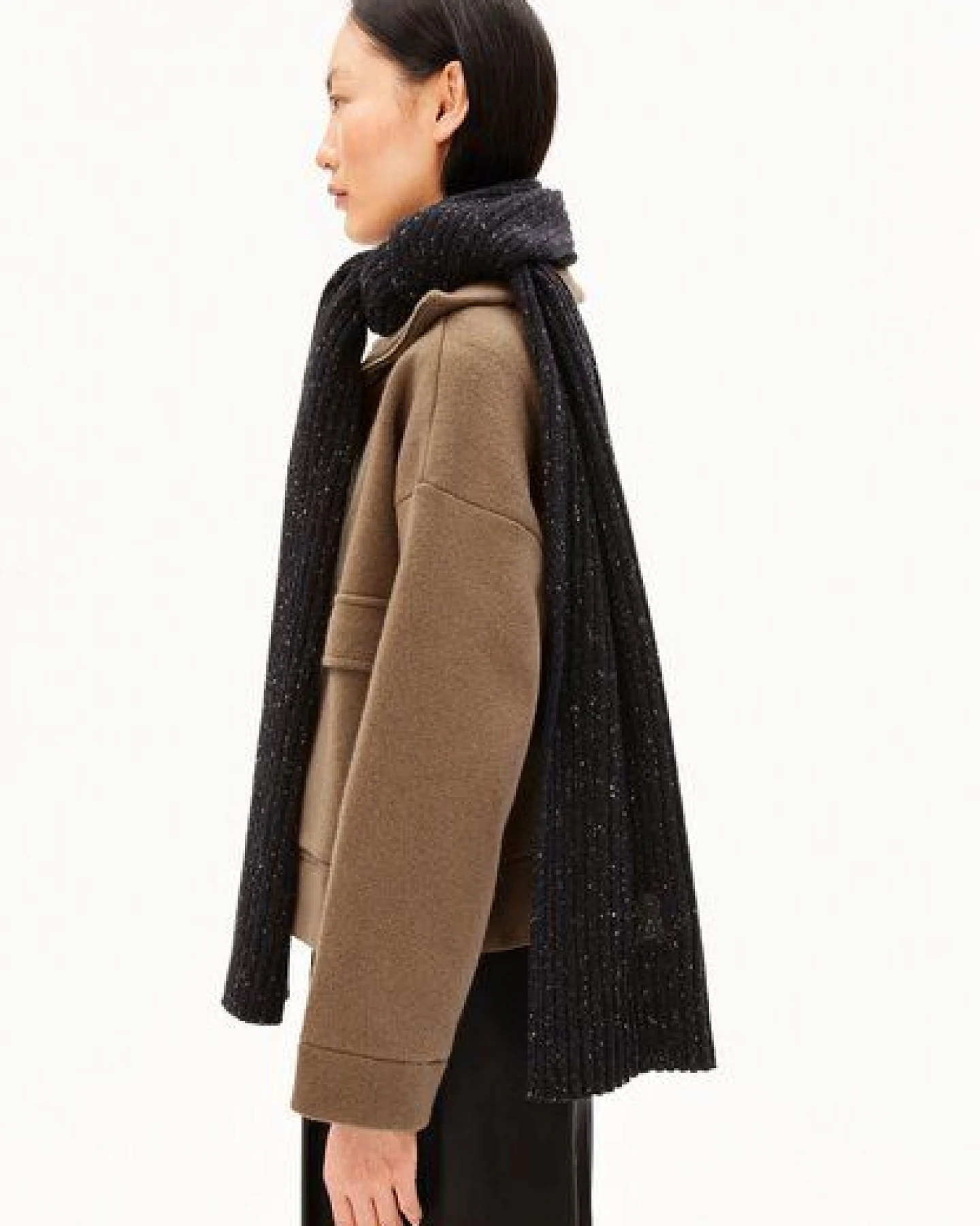 ARMEDANGELS TWEED Unisex Schal aus recyceltem Woll-Mix – Ansicht 2