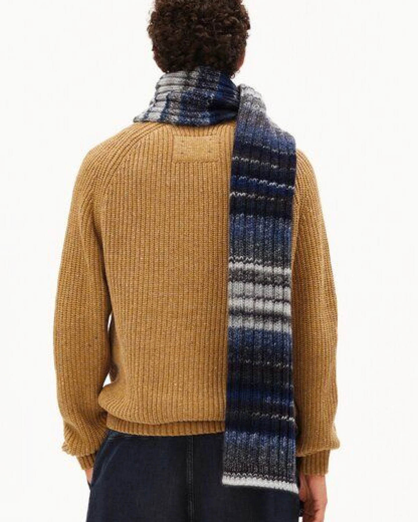 ARMEDANGELS WOOL KNIT Unisex Strickschal aus 100% Bio-Wolle – Ansicht 3