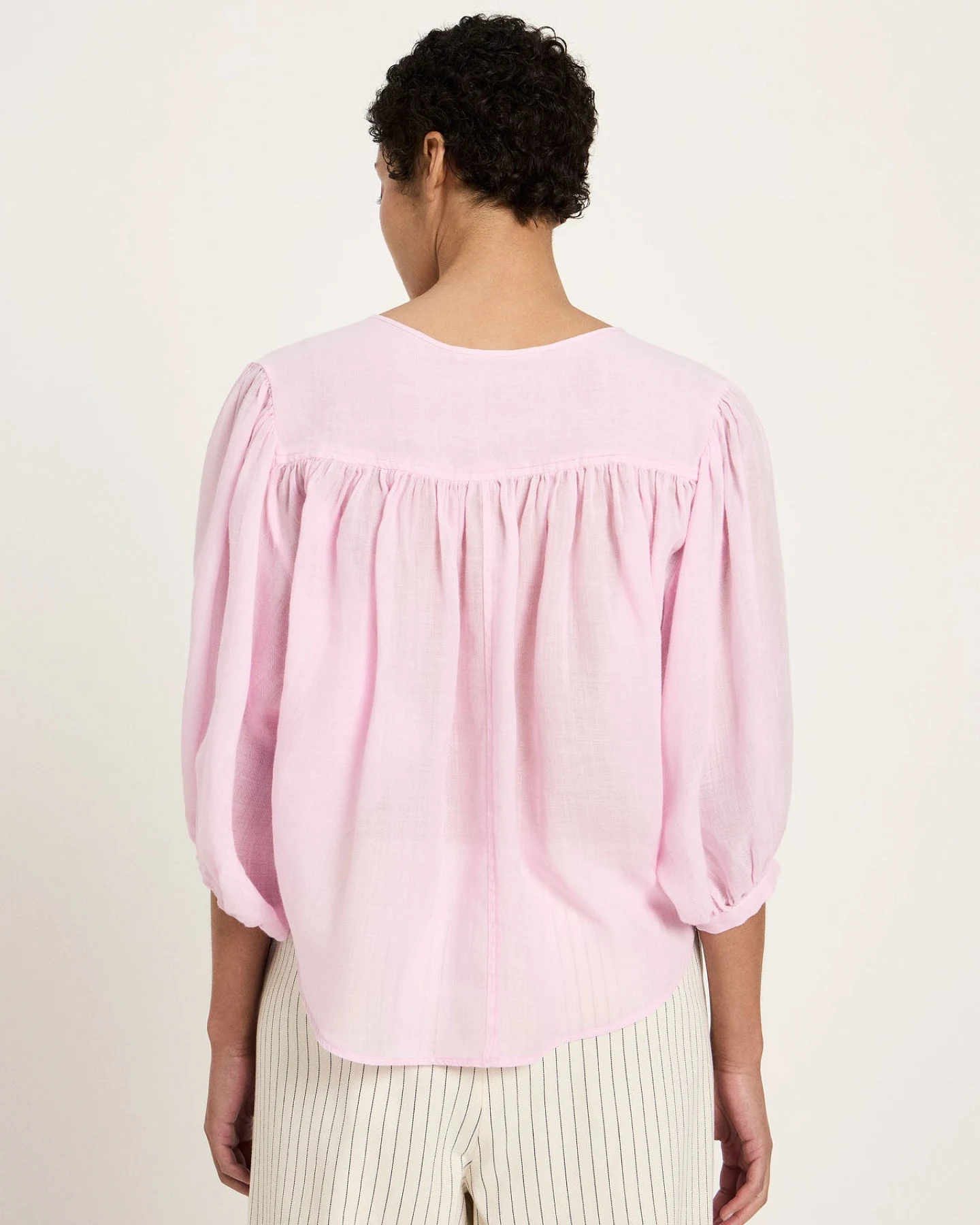 Bluse mit Kräuseln – Ansicht 6