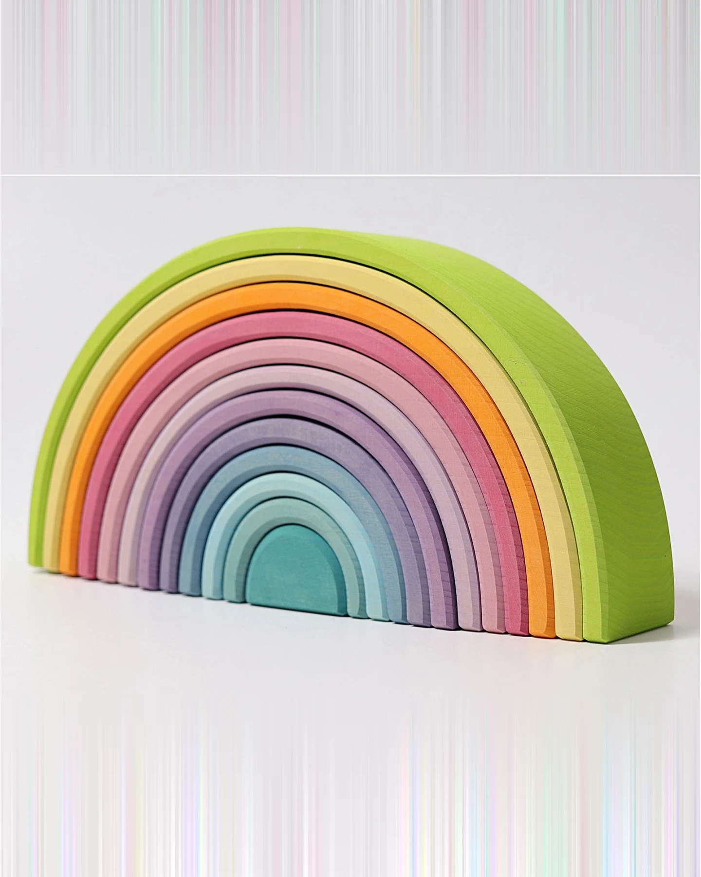 Grimms Großer Regenbogen aus Lindenholz, 12-teilig, pastell lasiert Maße 38 x 7 x 16,5 cm – Ansicht 2