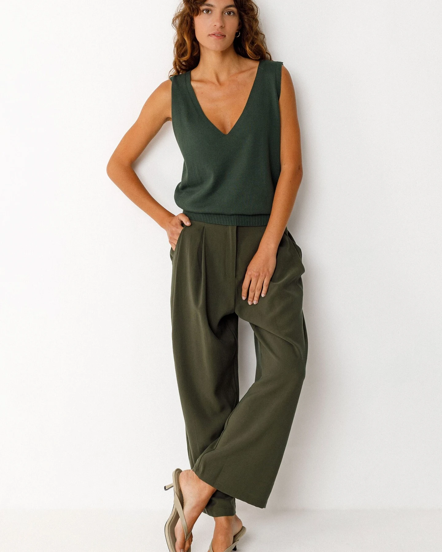 SKFK Damen vegan Top Maindi Grün – Ansicht 2