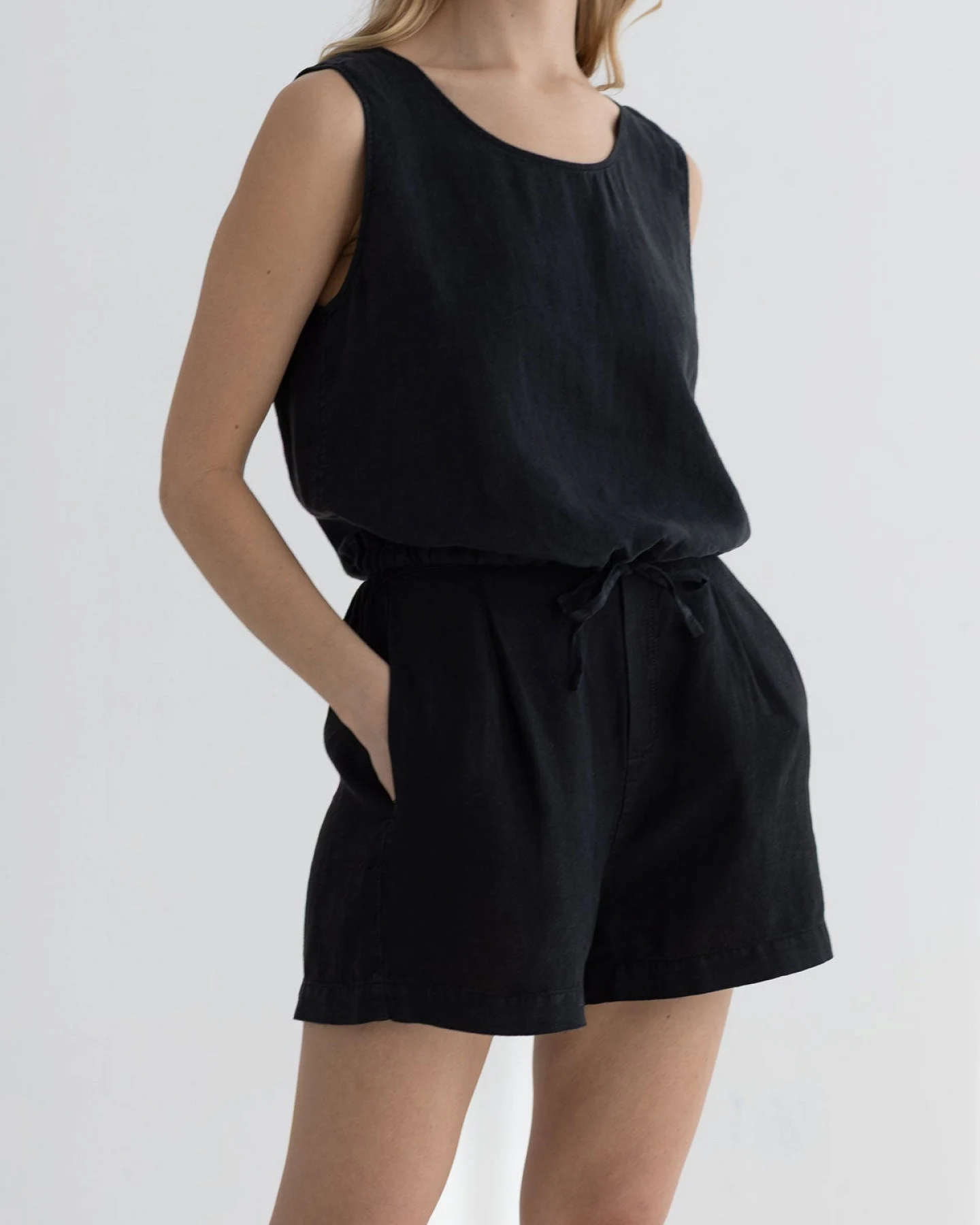TWOTHIRDS Damen vegan Shorts Harakka Schwarz – Ansicht 2