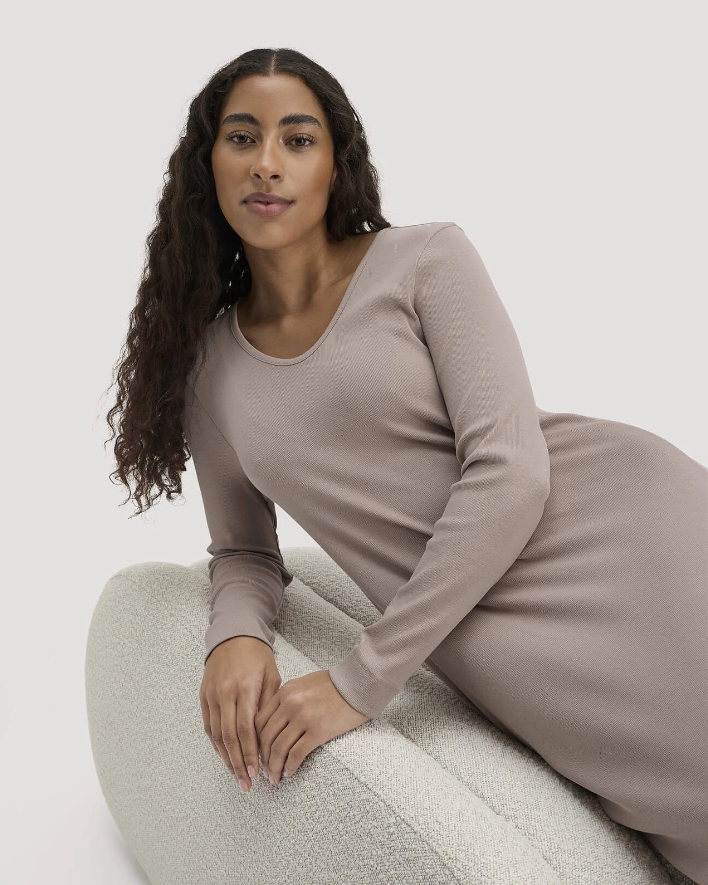 hessnatur Damen Nachthemd SOFT RIB aus Bio-Baumwolle - beige - Größe 34 – Ansicht 2