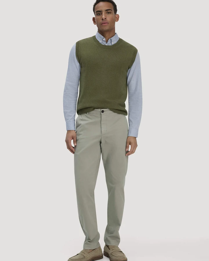 hessnatur Herren Chino LENN Regular aus Bio-Baumwolle - grün - Größe 33/34