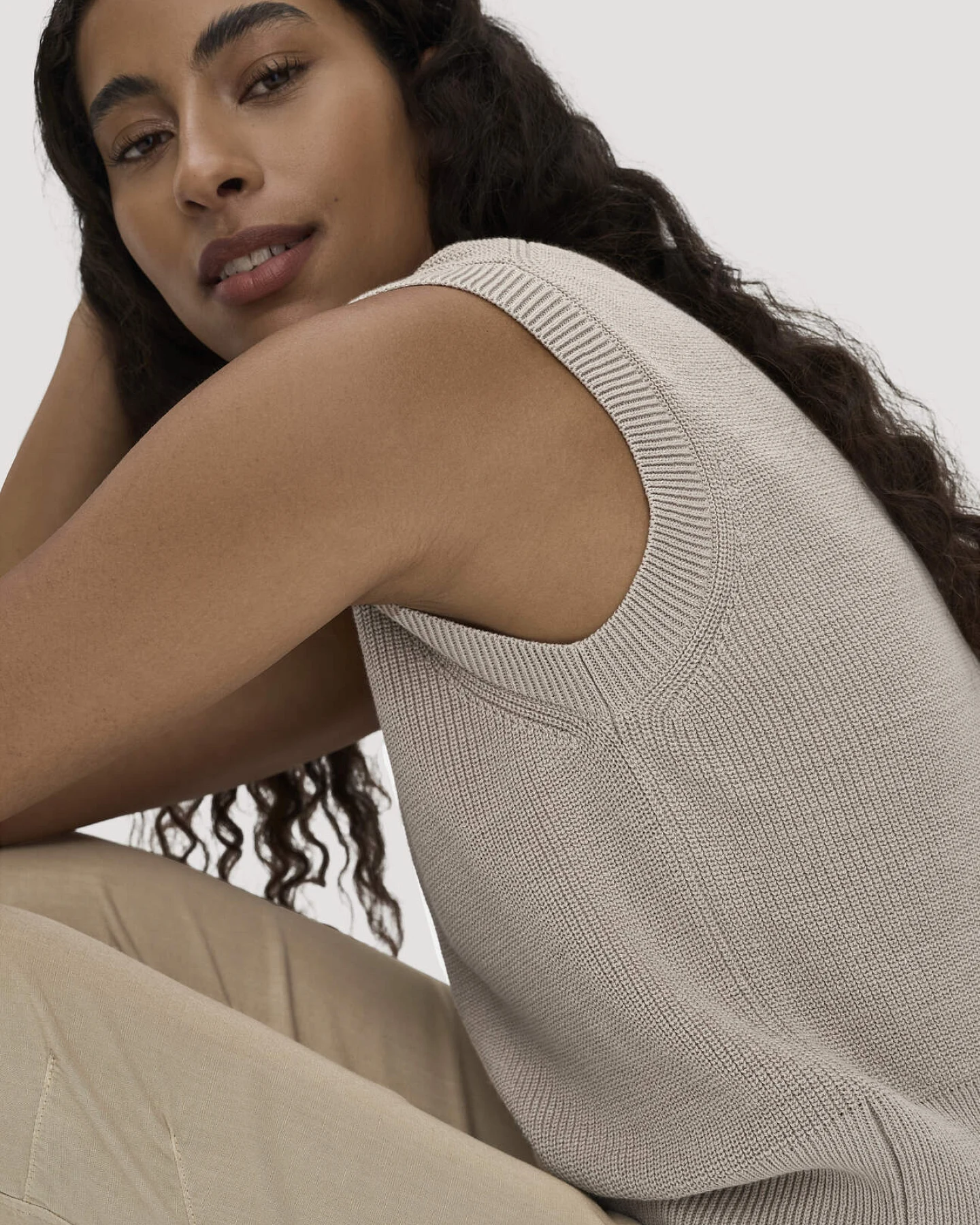 hessnatur Damen Strick Top Regular aus Bio-Baumwolle - beige - Größe L – Ansicht 4