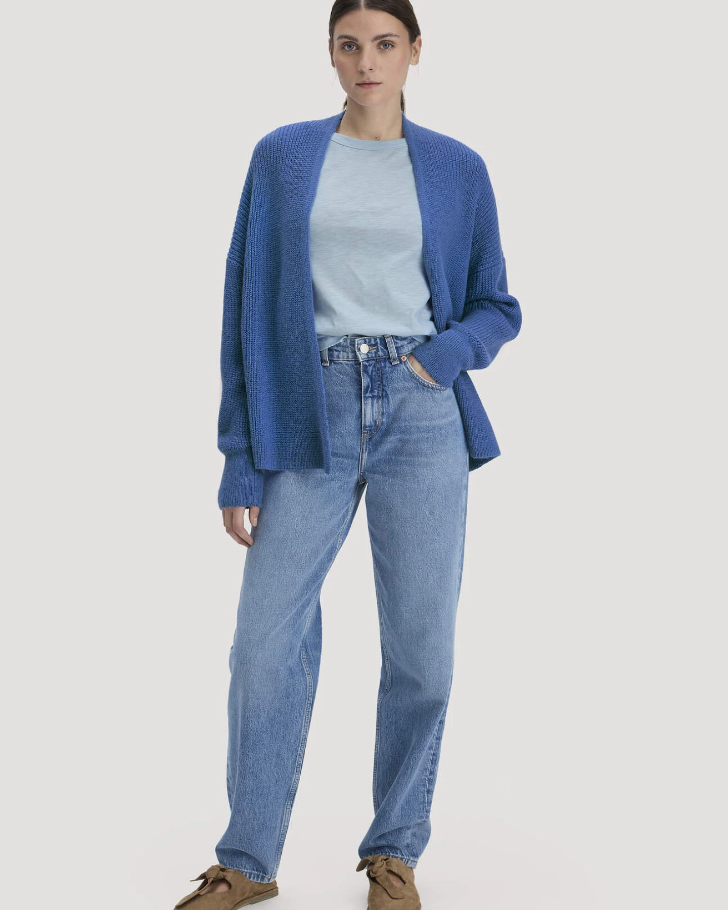 hessnatur Damen Light Slub Jersey Top Regular aus Bio-Baumwolle - blau - Größe 46 – Ansicht 2