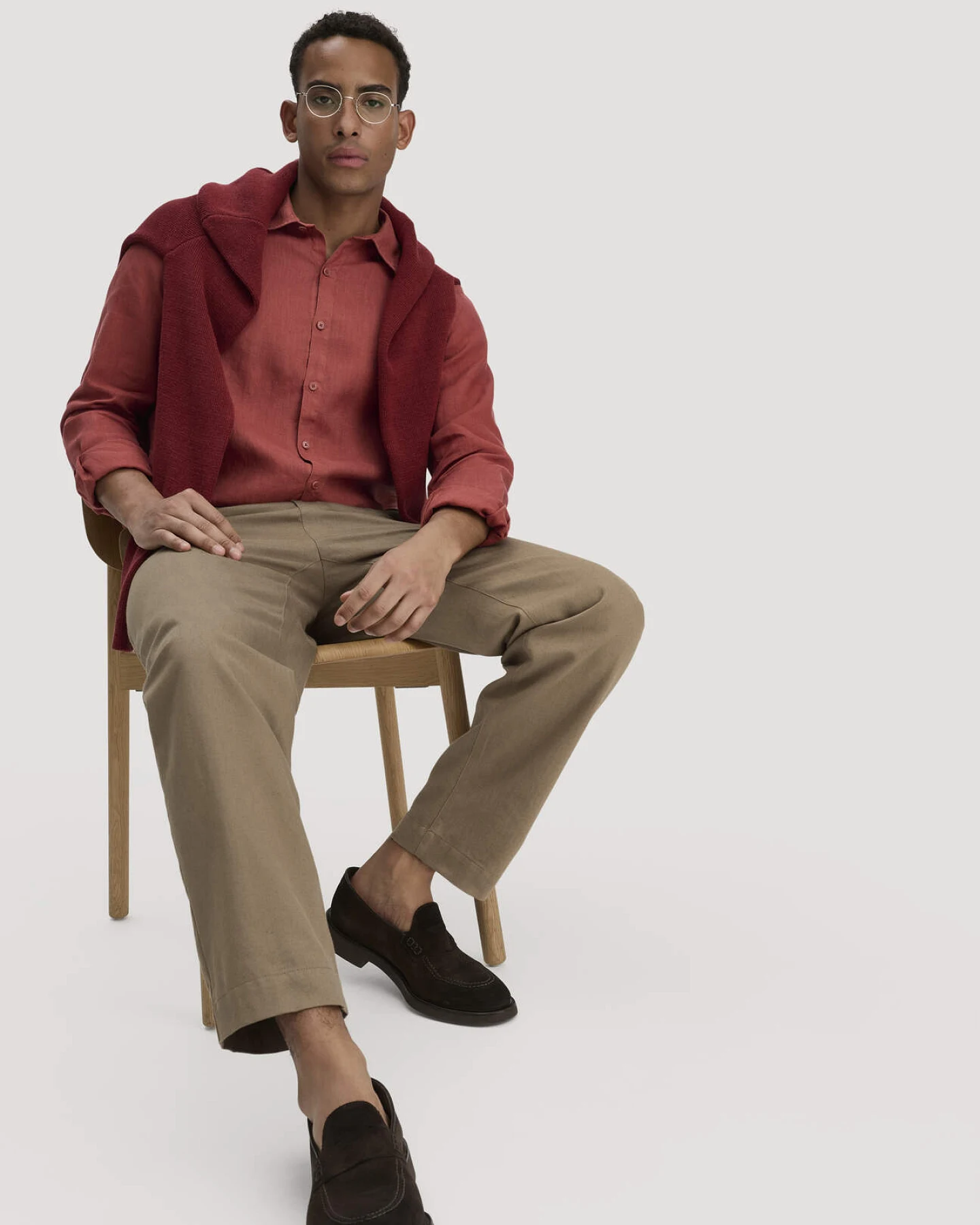 hessnatur Herren Hose RON Relaxed aus Bio-Baumwolle mit Leinen - braun - Größe 34/32 – Ansicht 4