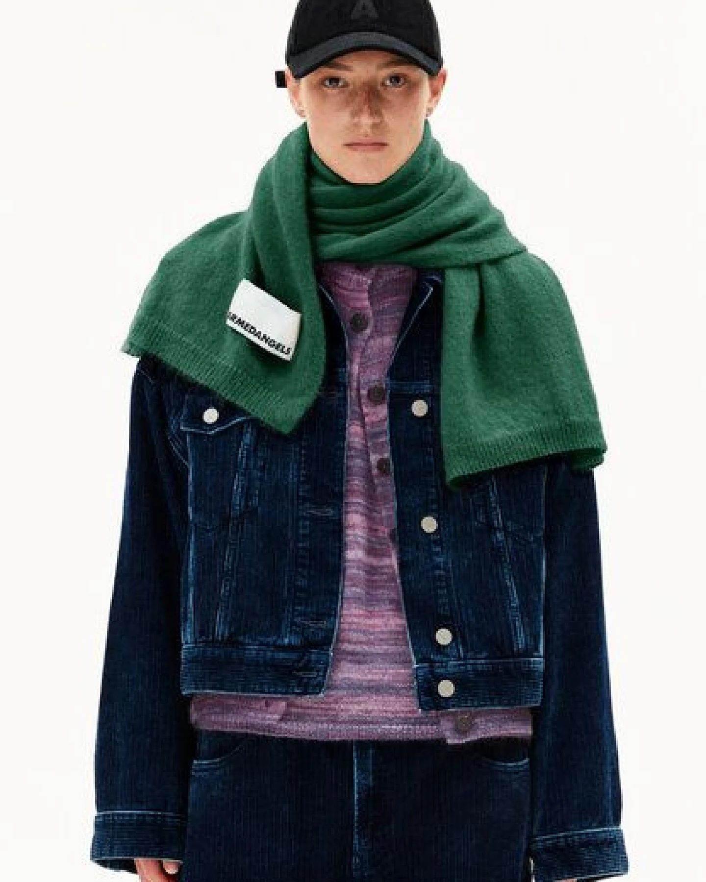 ARMEDANGELS YUKINAA SOLID Unisex Schal aus Mohair-Woll Mix – Ansicht 2