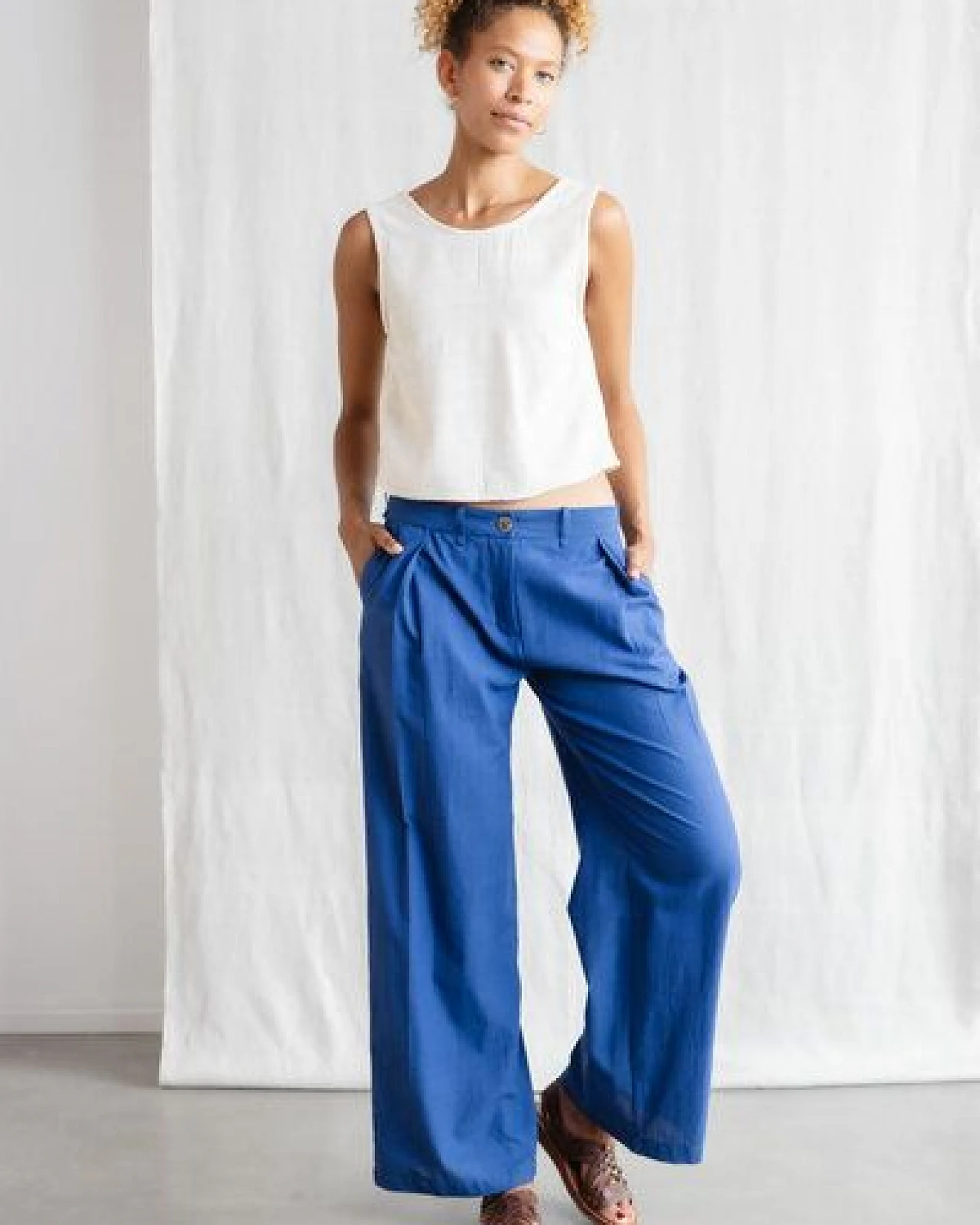 Jyoti - Fair Works Bio-Baumwoll Hose Meghana – Ansicht 2