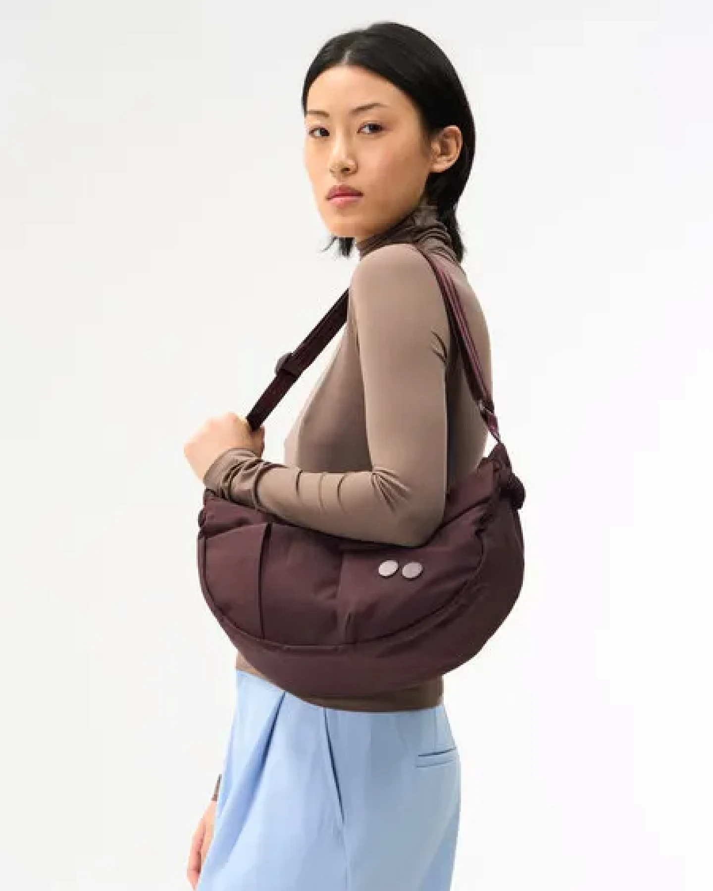 pinqponq Crossbody Bag Krumm Medium – Ansicht 4