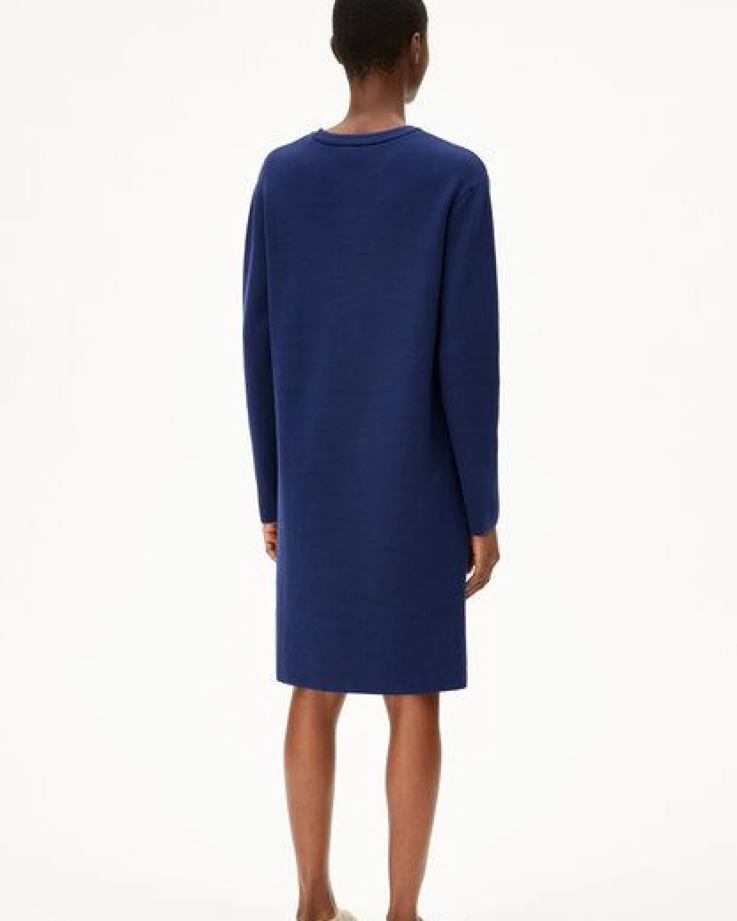ARMEDANGELS ROSANNIAAS Damen Strickkleid aus Bio-Baumwolle – Ansicht 2