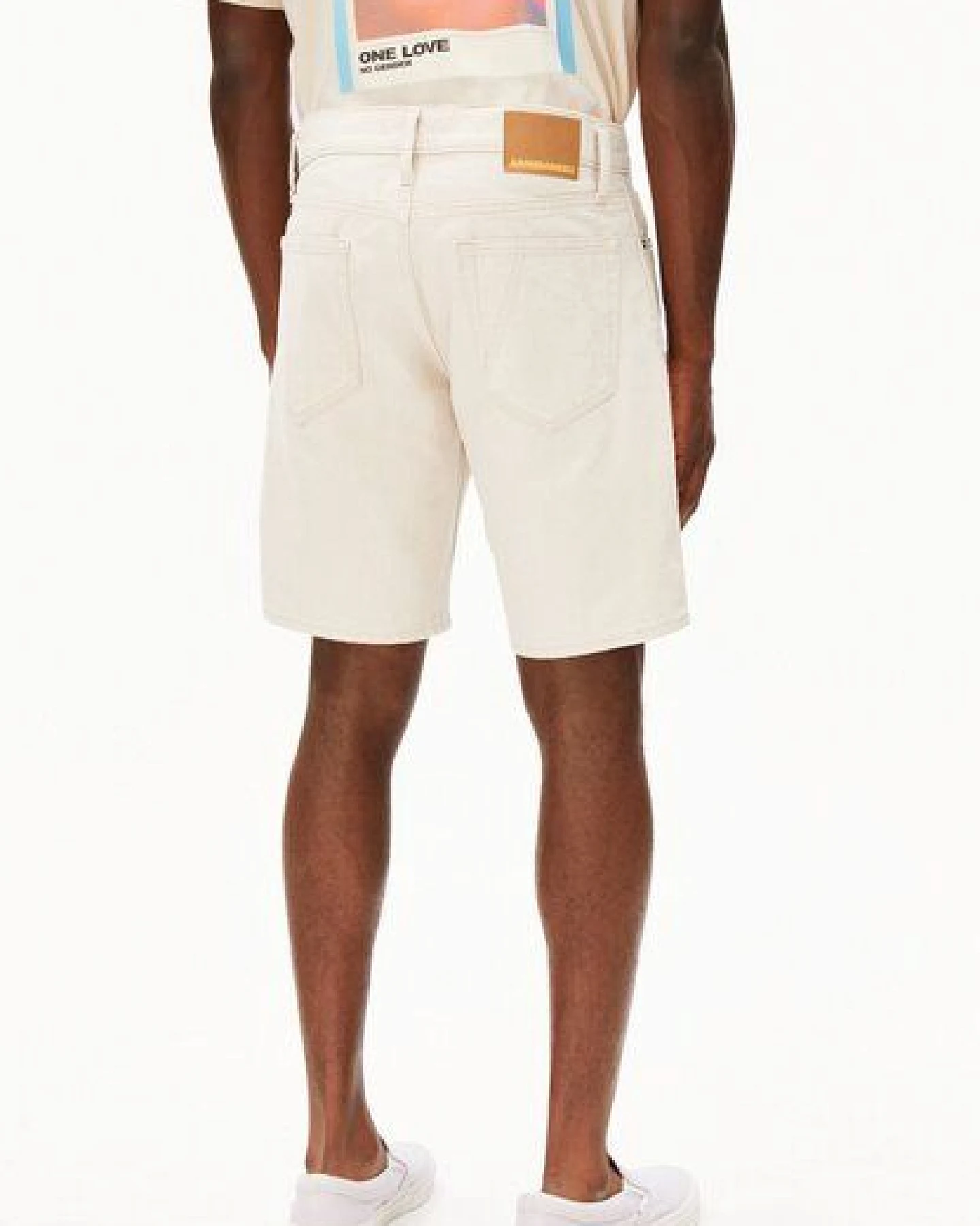 ARMEDANGELS AARVO Herren Jeans Shorts aus recycelter Baumwolle – Ansicht 2