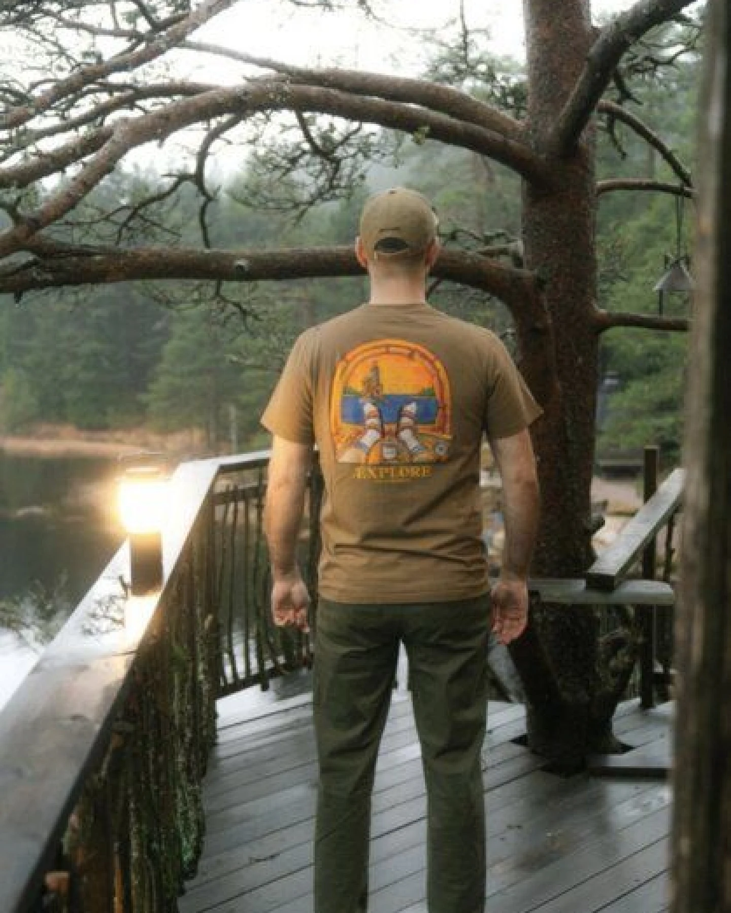 LAKOR Room with a View T-shirt – Ansicht 4