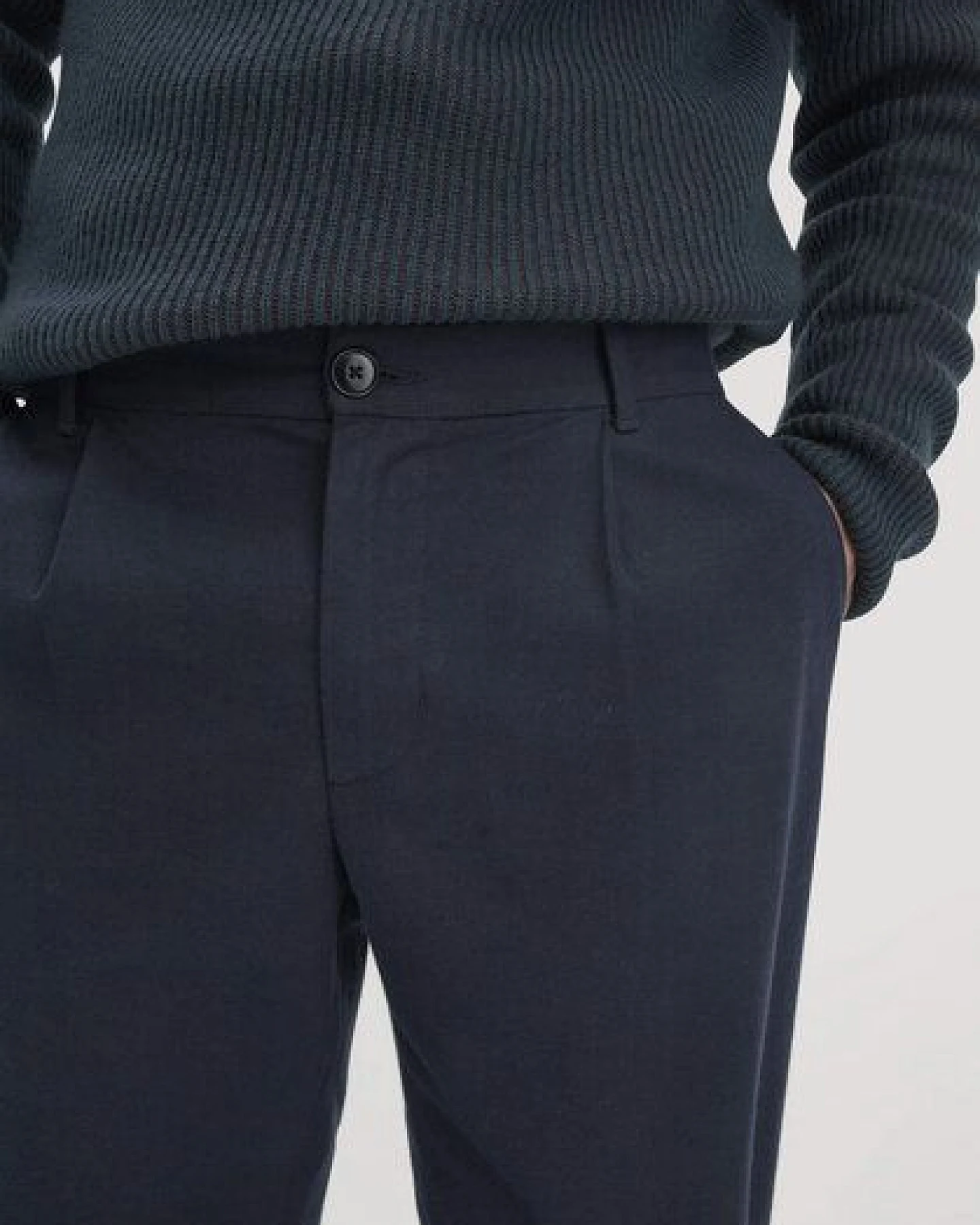 hessnatur Chino RON Relaxed aus Bio-Baumwolle – Ansicht 2
