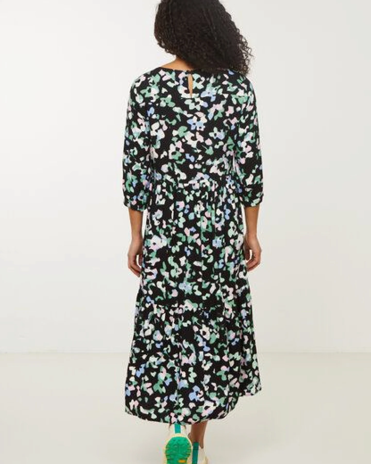 Kleid aus LENZING ECOVERO| Dress PEA FLORALS recolution – Ansicht 2