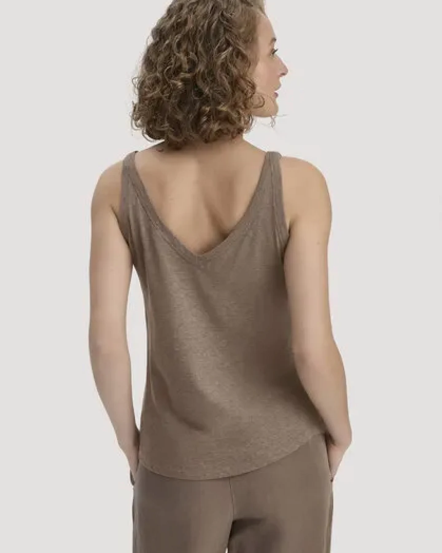 hessnatur Jersey Top Regular Leinen und reiner Bio-Baumwolle – Ansicht 2