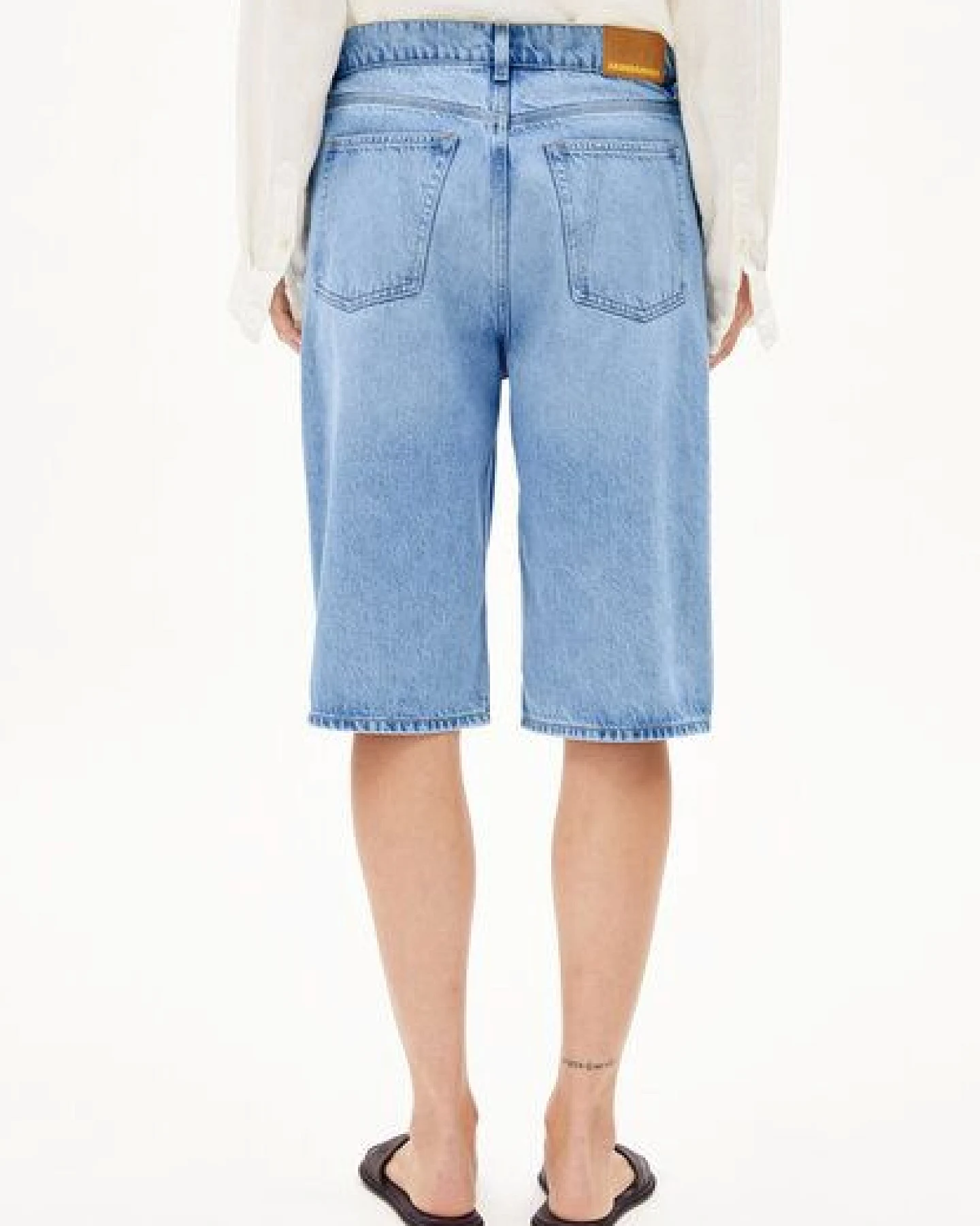 ARMEDANGELS DAANY Damen Jeans Shorts aus Hanf-Mix – Ansicht 2