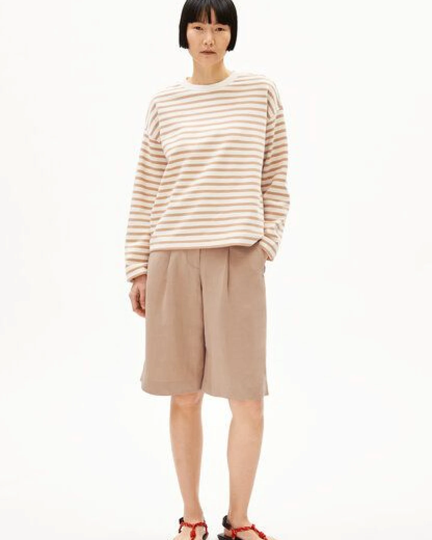 ARMEDANGELS NAMAAL LINO Damen Shorts aus Leinen-Mix – Ansicht 4