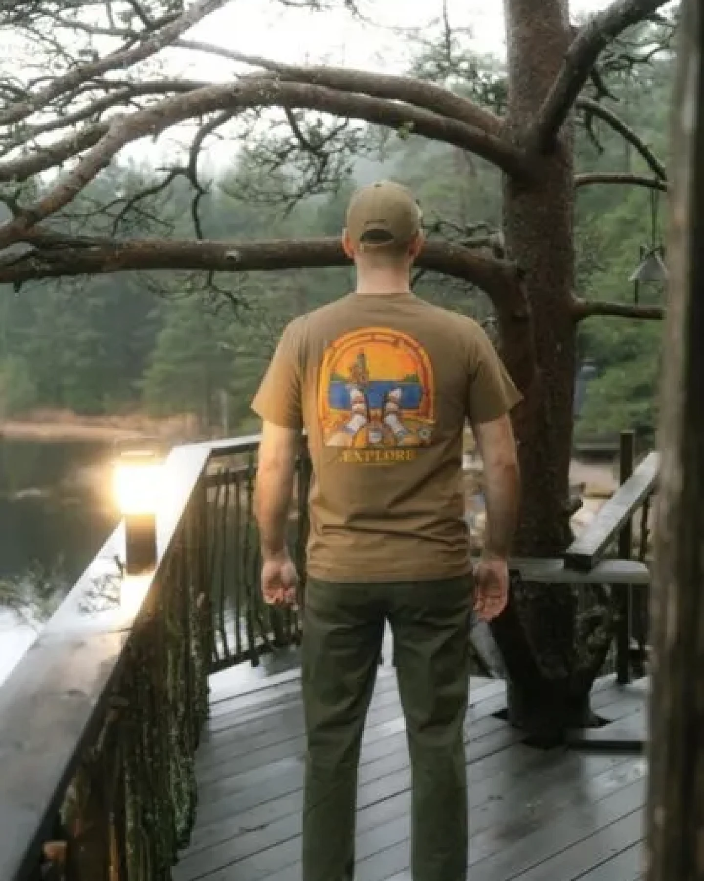 LAKOR Room with a View T-shirt – Ansicht 4