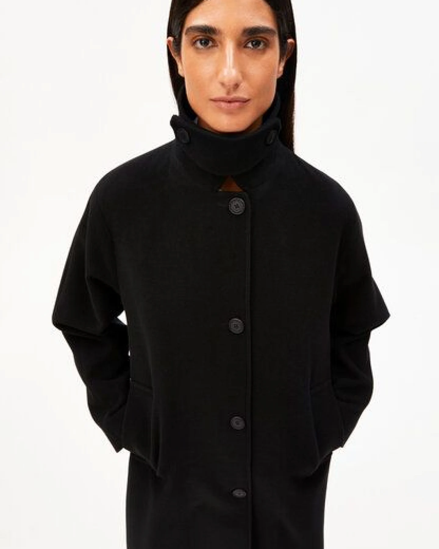 ARMEDANGELS VAANOISE WOOL Damen Mantel aus recycelter Wolle – Ansicht 3