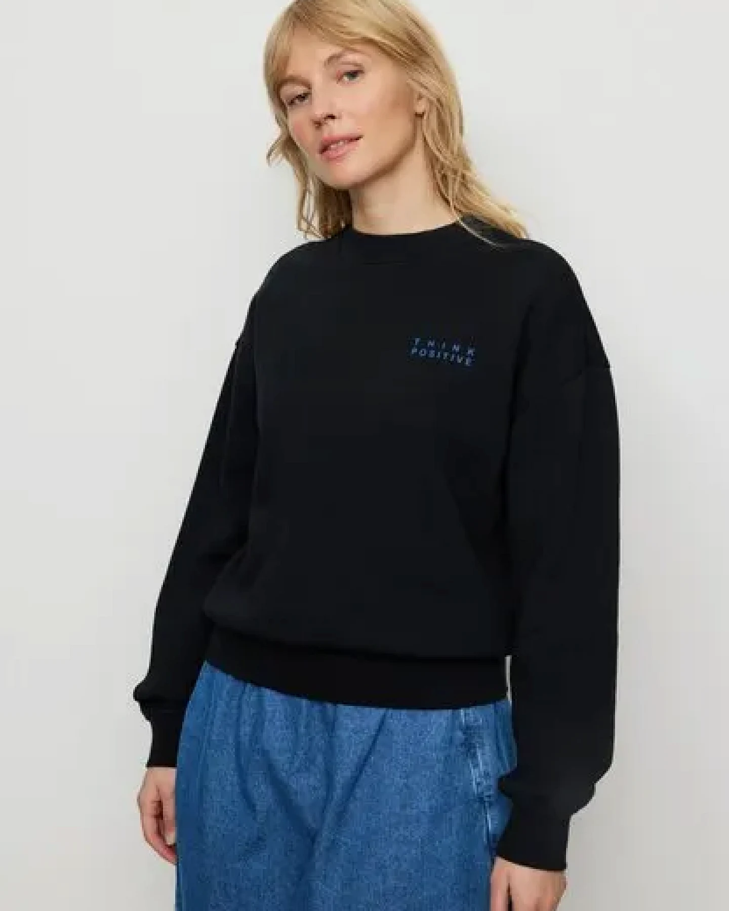 Damen Sweatshirt aus Bio-Baumwolle - NERINE THINK POSITIVE - recolution – Ansicht 3