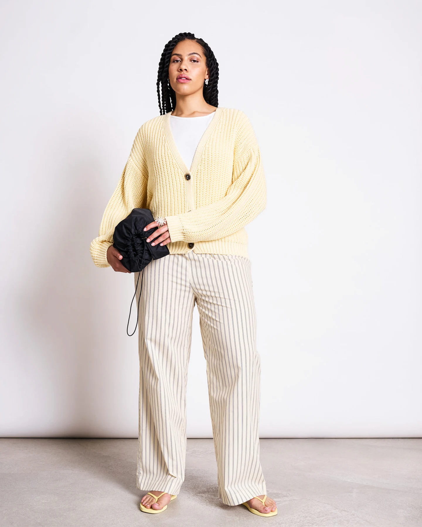 JAN 'N JUNE Damen vegan Strickjacke Lena Gelb – Ansicht 2
