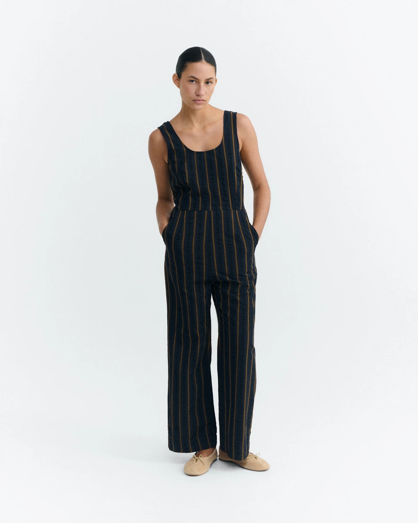 Thinking MU Damen vegan Jumpsuit Seersucker Raflesia Streifen Navy – Ansicht 2