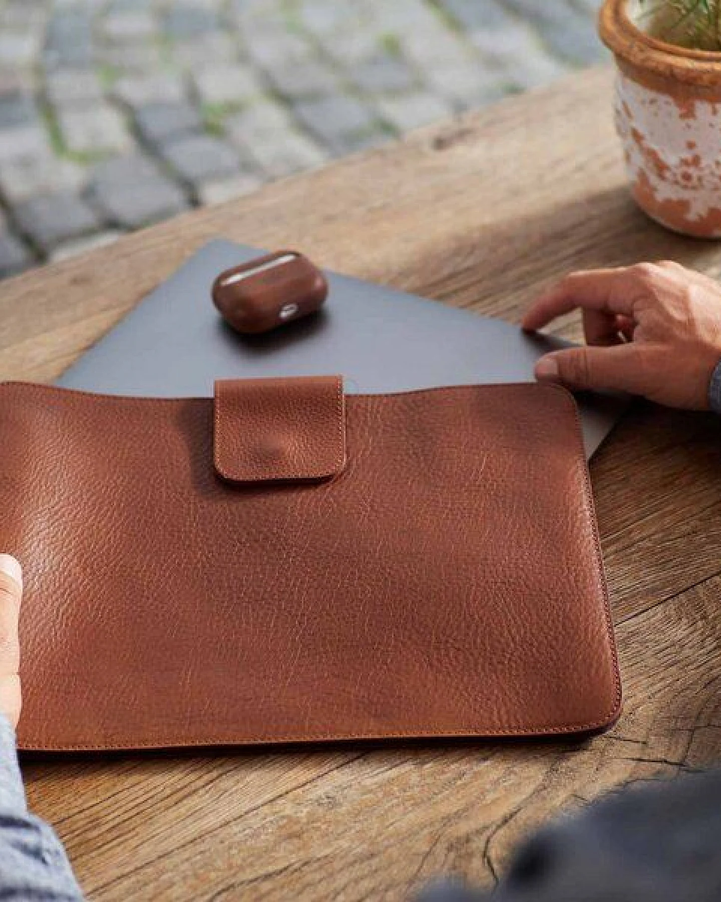 GOOD WILHELM Macbook Pro / Air Sleeve LUDWIG – Ansicht 2