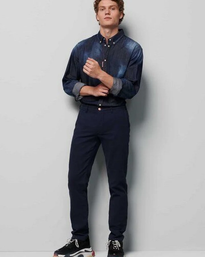 Blau